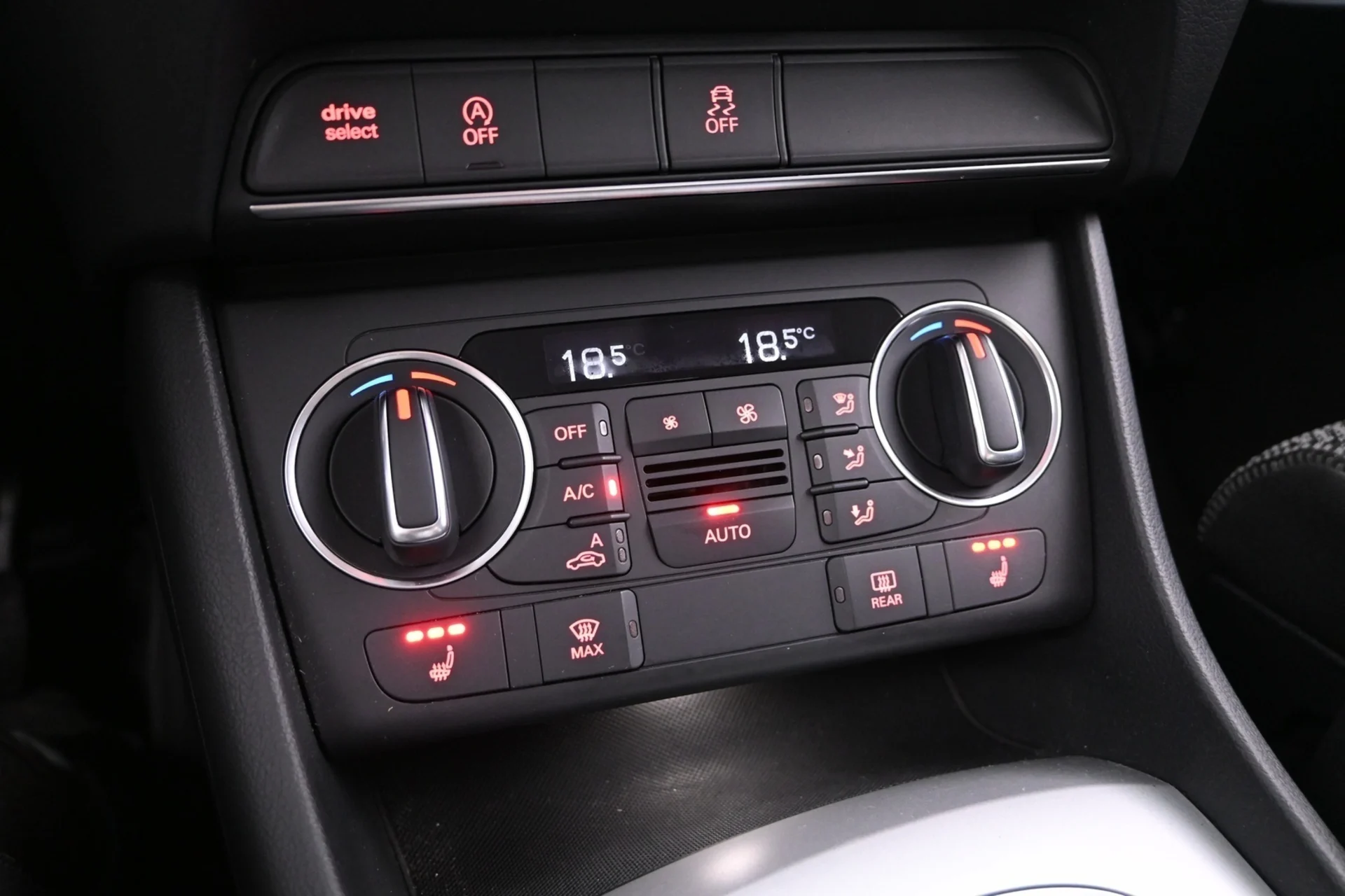 Car Image - 2fzdt5UxIxjgivujlBvBBm