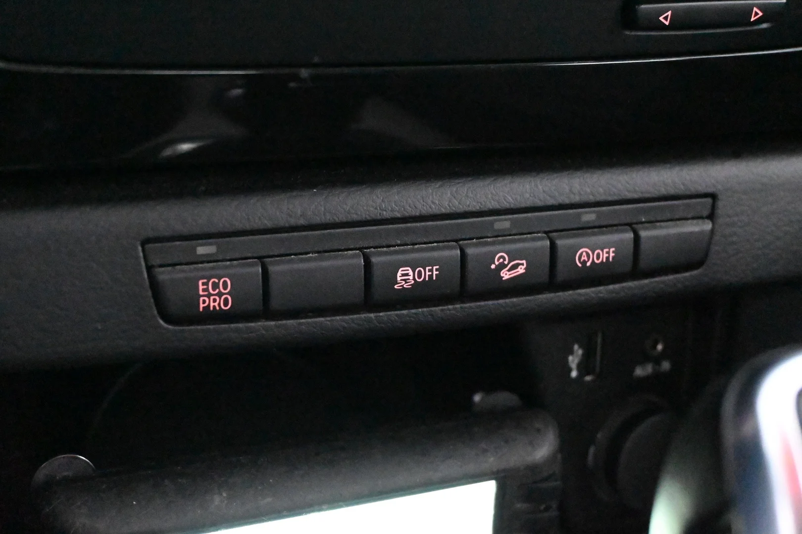 Car Image - 1cPfhNLb6ttVaW7sIrtE0i