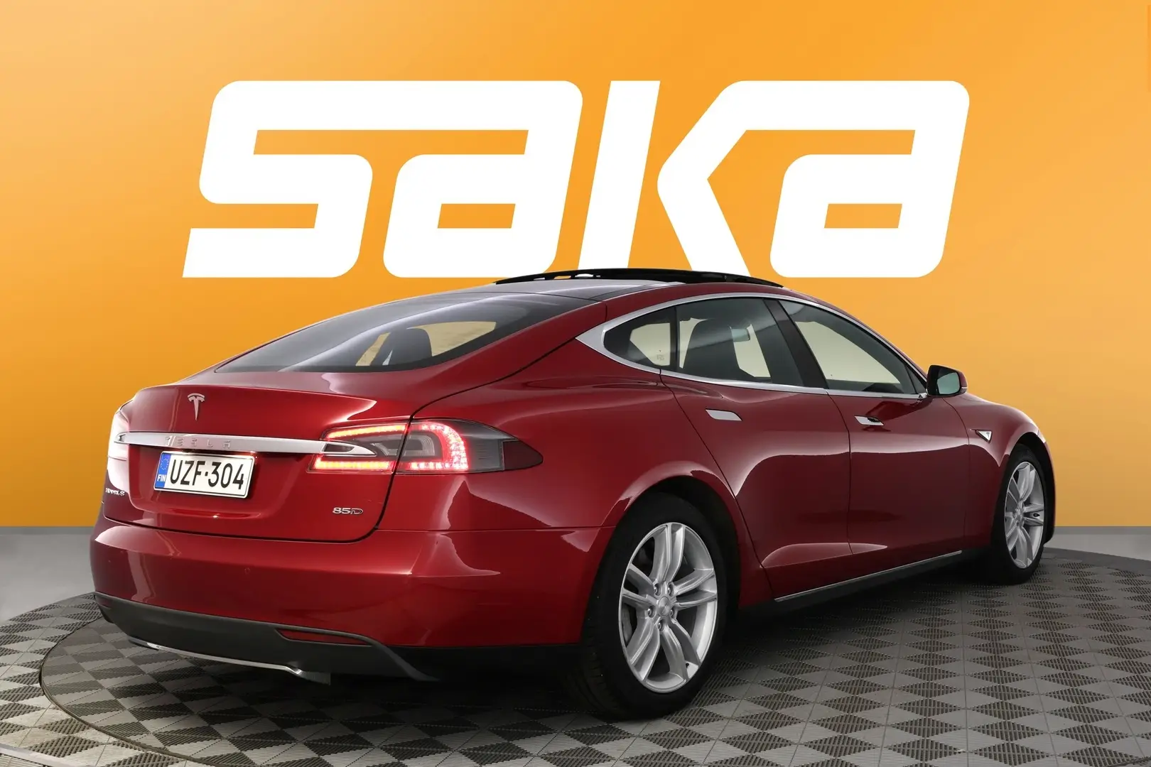 Car Image - 3XjuoKOKGaFOj0Yc2xGPt1
