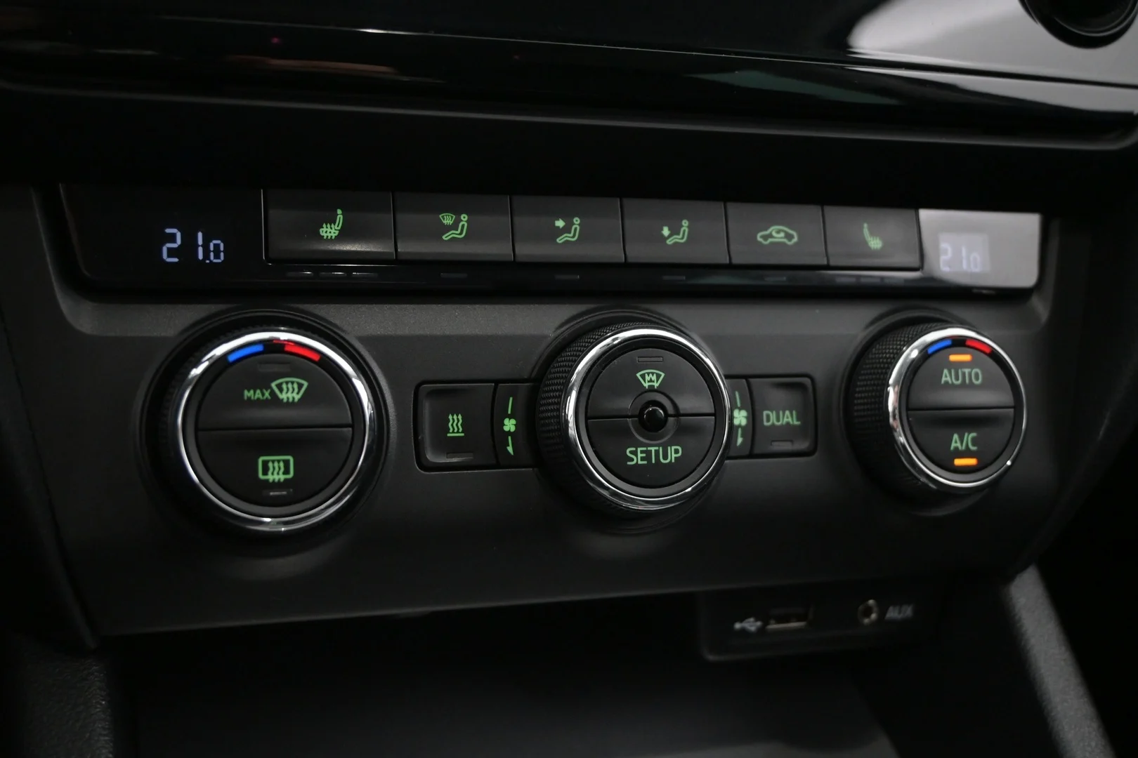 Car Image - 2dV22RypYjQECeqxJRTFk1