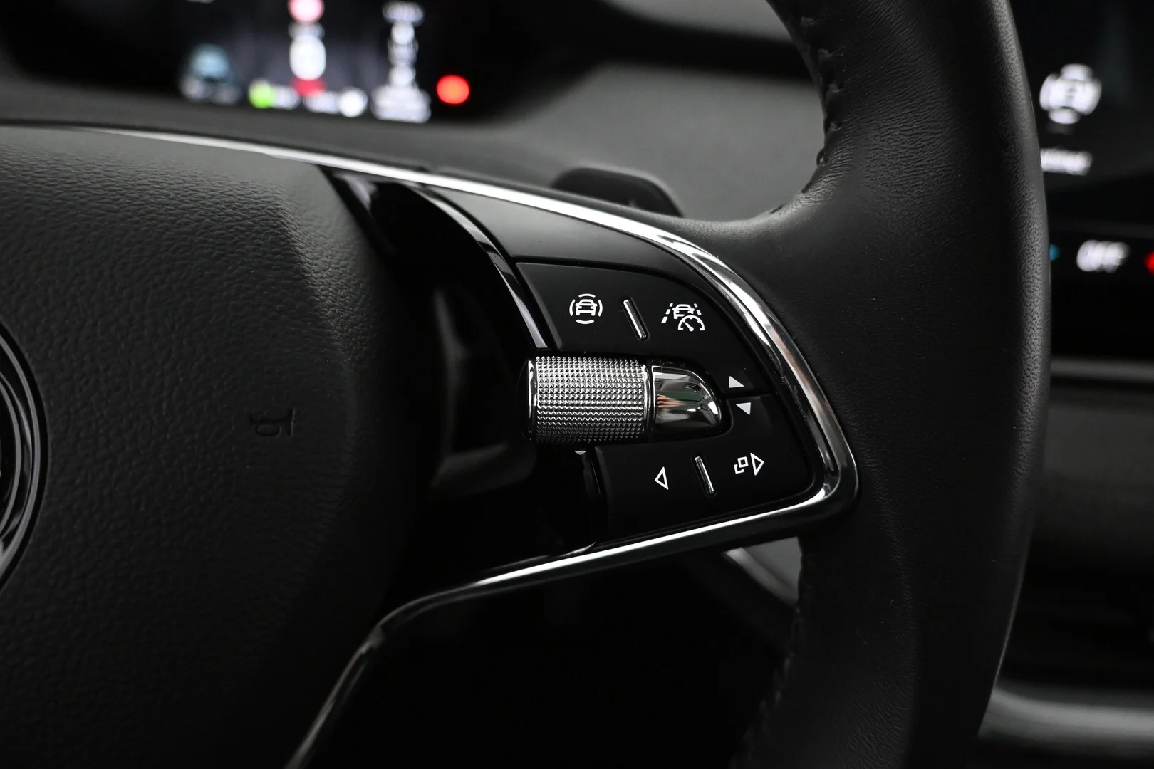 Car Image - 7MzbnbPtAYrf0dLPbhbbbn