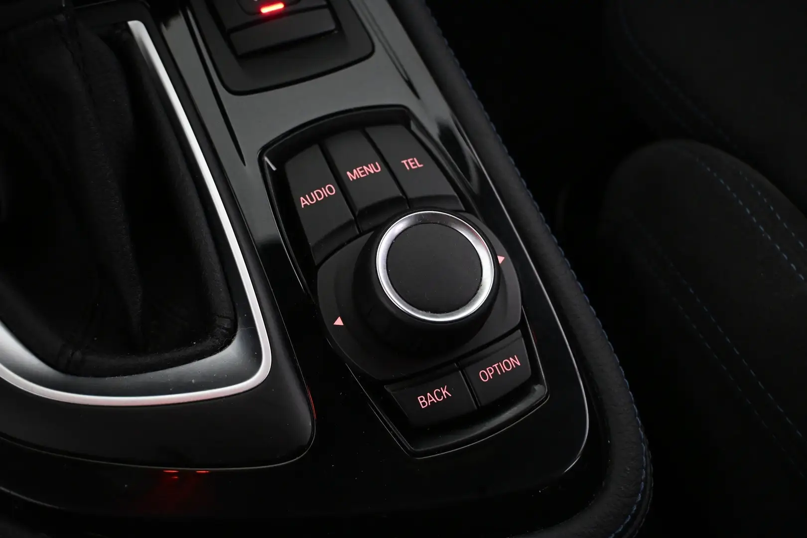 Car Image - 1GaOcSpMWyxcH6VuzhiXEa