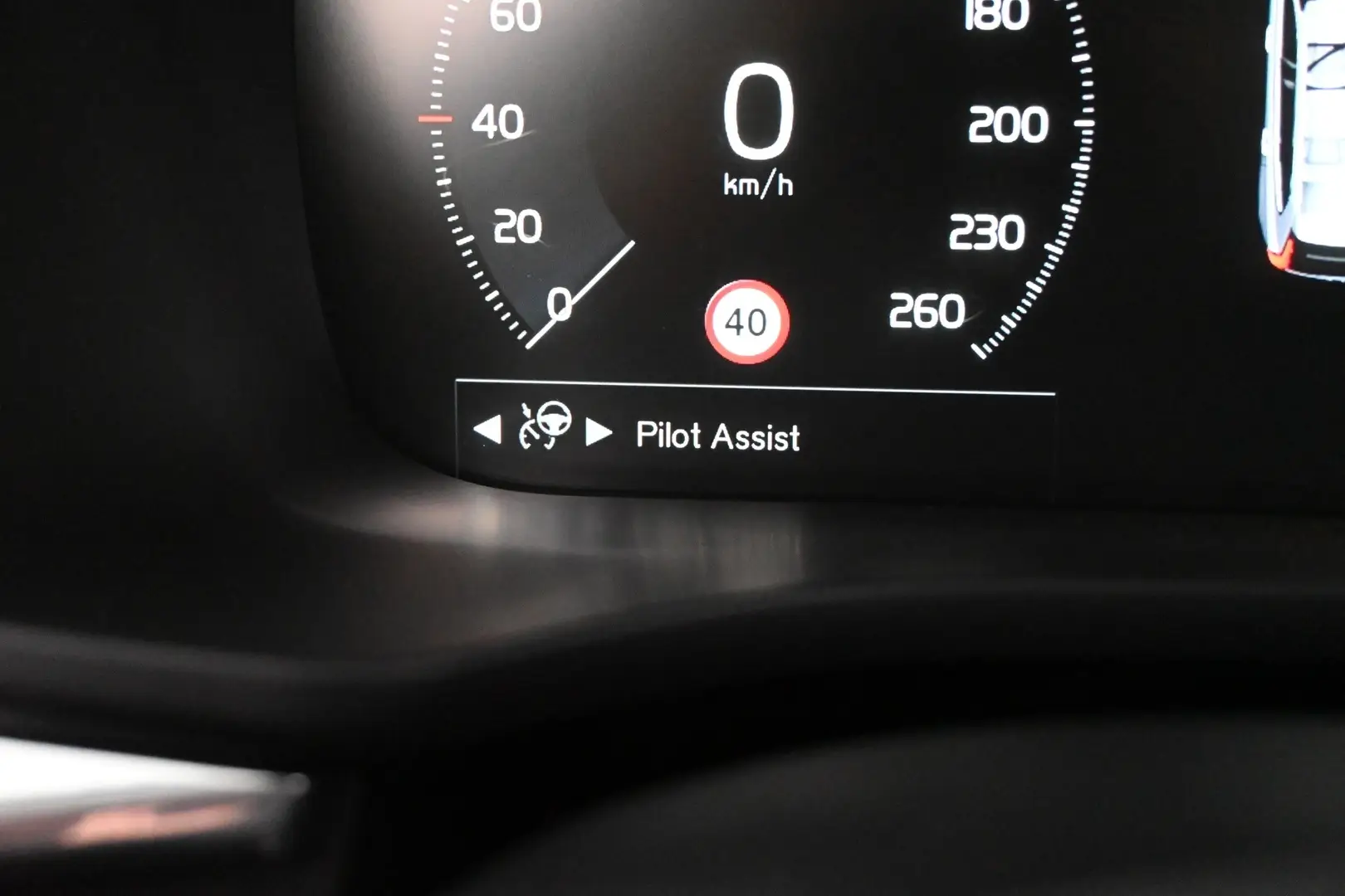 Car Image - 58VjdlnCMBxPGykfQ8peZU