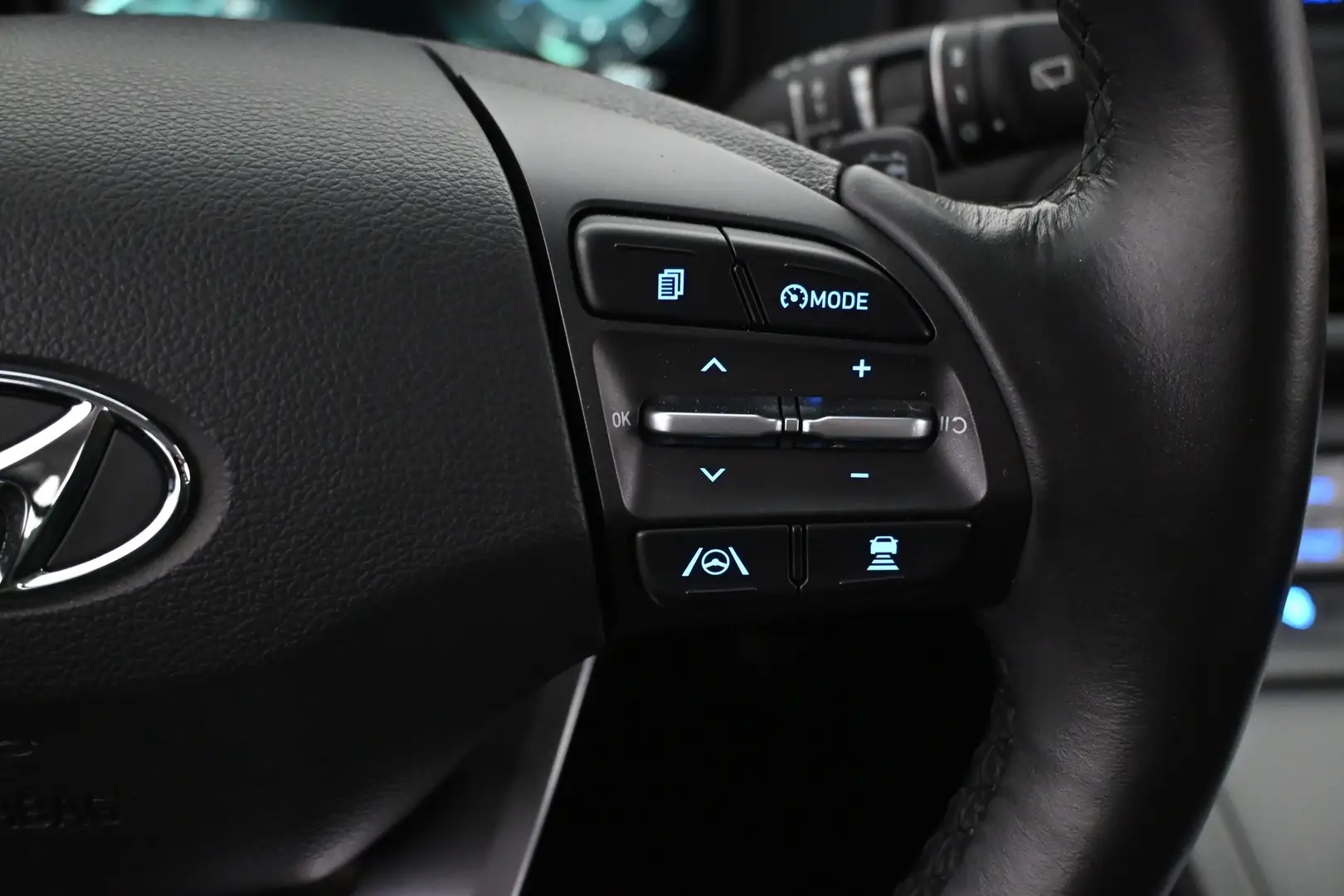Car Image - 78Gmp8ErdGXoqWwXqv6Zle