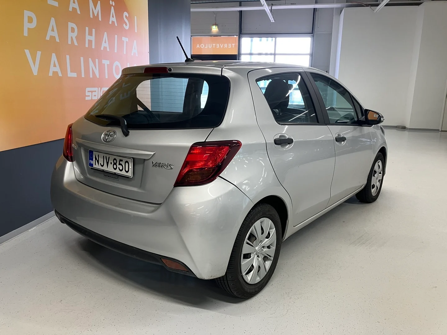 Car Image - CFaYbmatG97J5JrBkbtWi