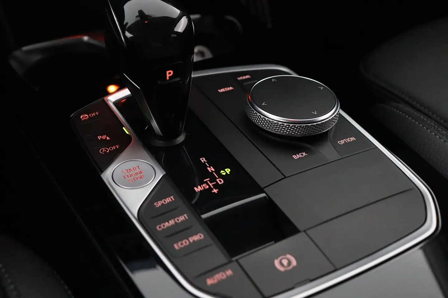 Car Image - 3NFLyRLOvOHHZrBj9xKKzH