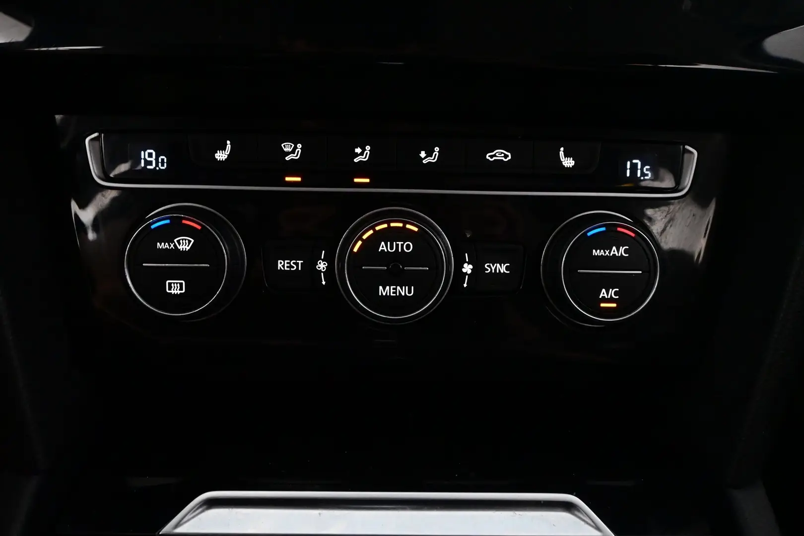 Car Image - 122x7YssbSUNpyDmKv81KM