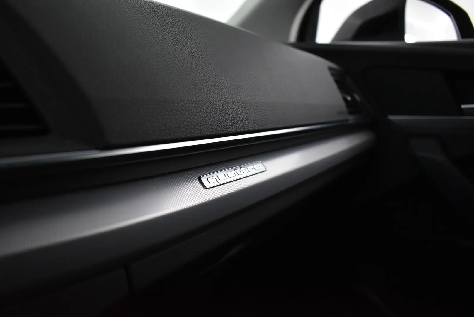 Car Image - 4fmlE00brmIn55Gu79ZtDH