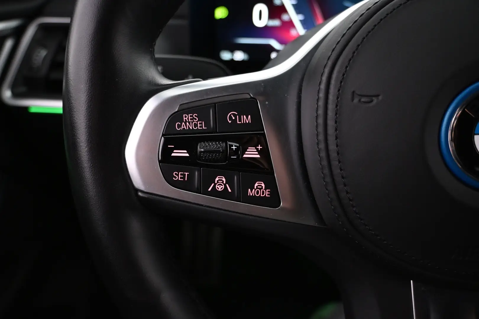 Car Image - 2yzeCQYtlK0I6TZVSUjXhq