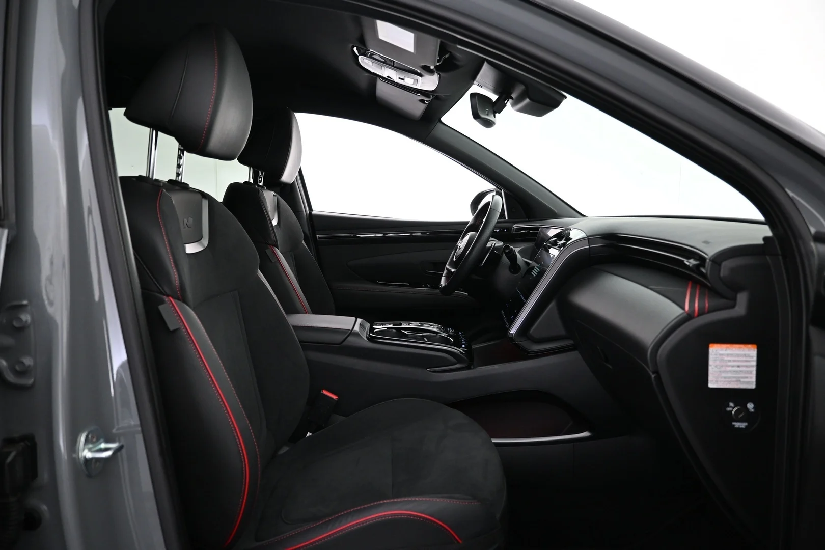 Car Image - 3Y99NZvMAiwFaP2Nu6FVl9