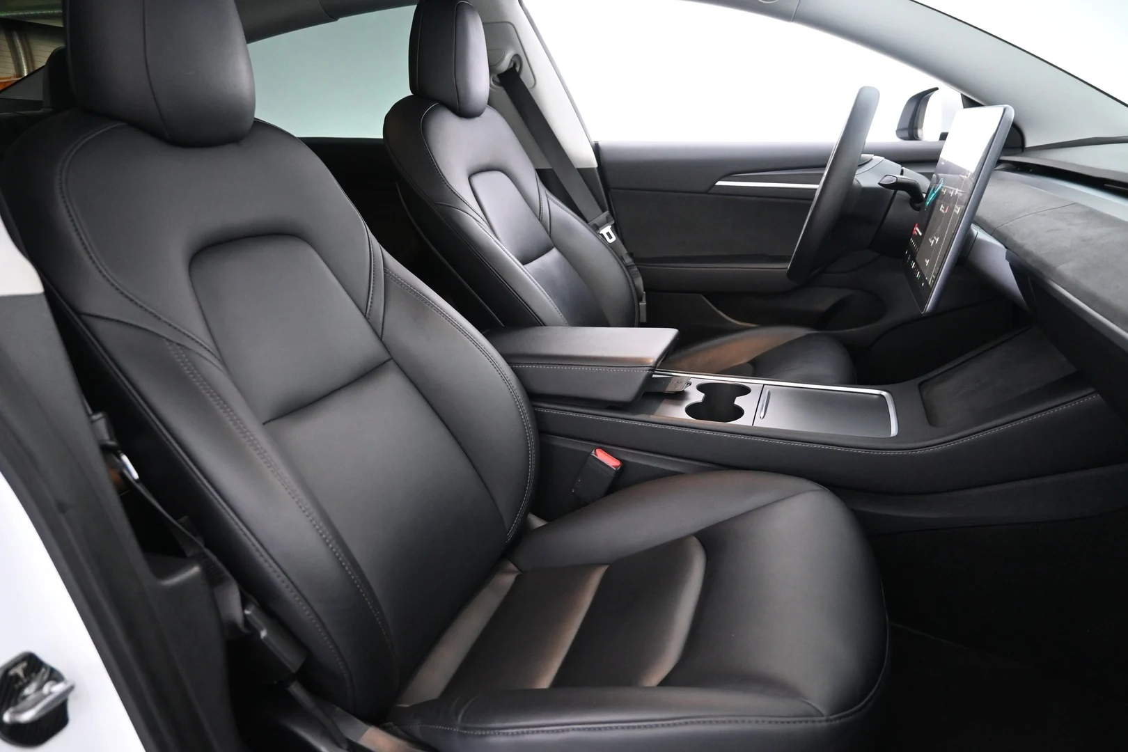 Car Image - 7ivc6IloqeRvjSQp6VKFHR