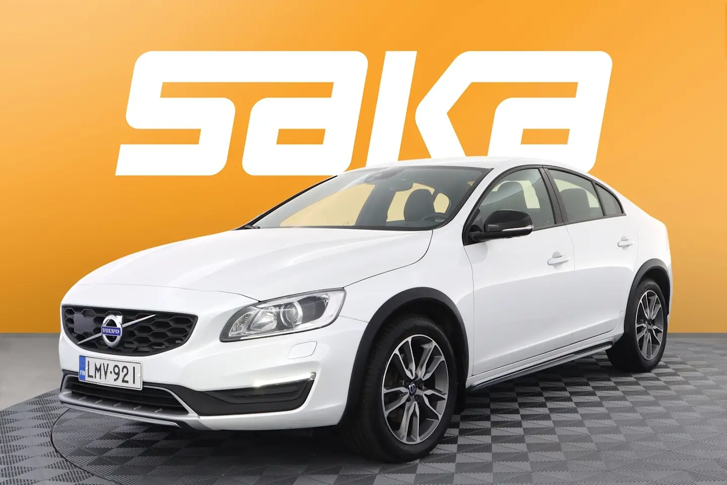 Car Image - S1QJ1eClYeA9gO94N4FMJ