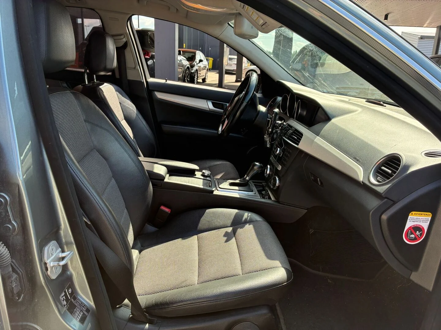 Car Image - 32KU5KF4jJkSmRZd083ZtM