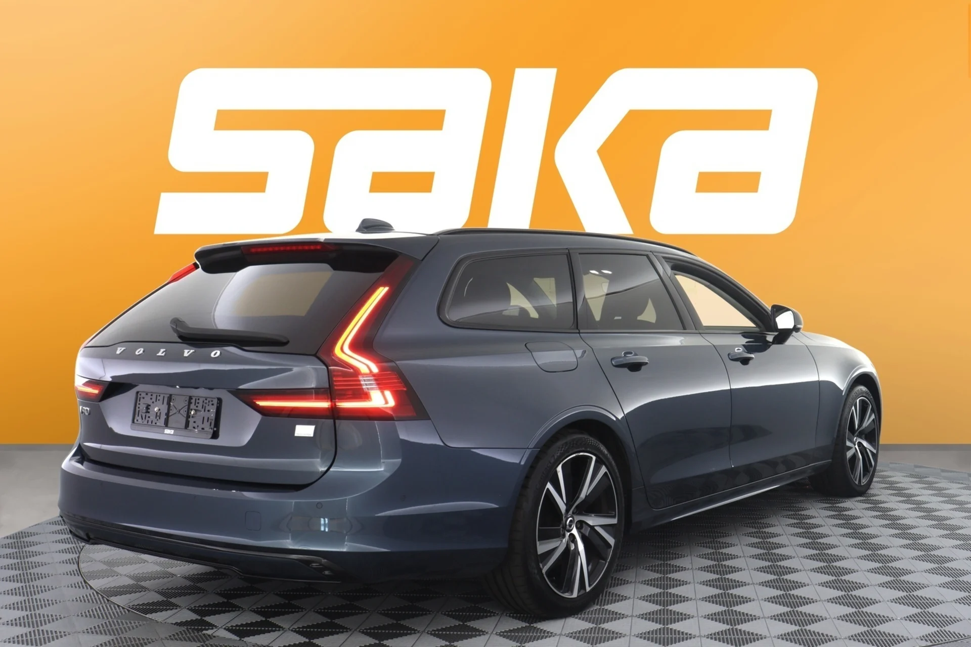 Car Image - 7F4bTxxIQGGBxNJvExgMyB