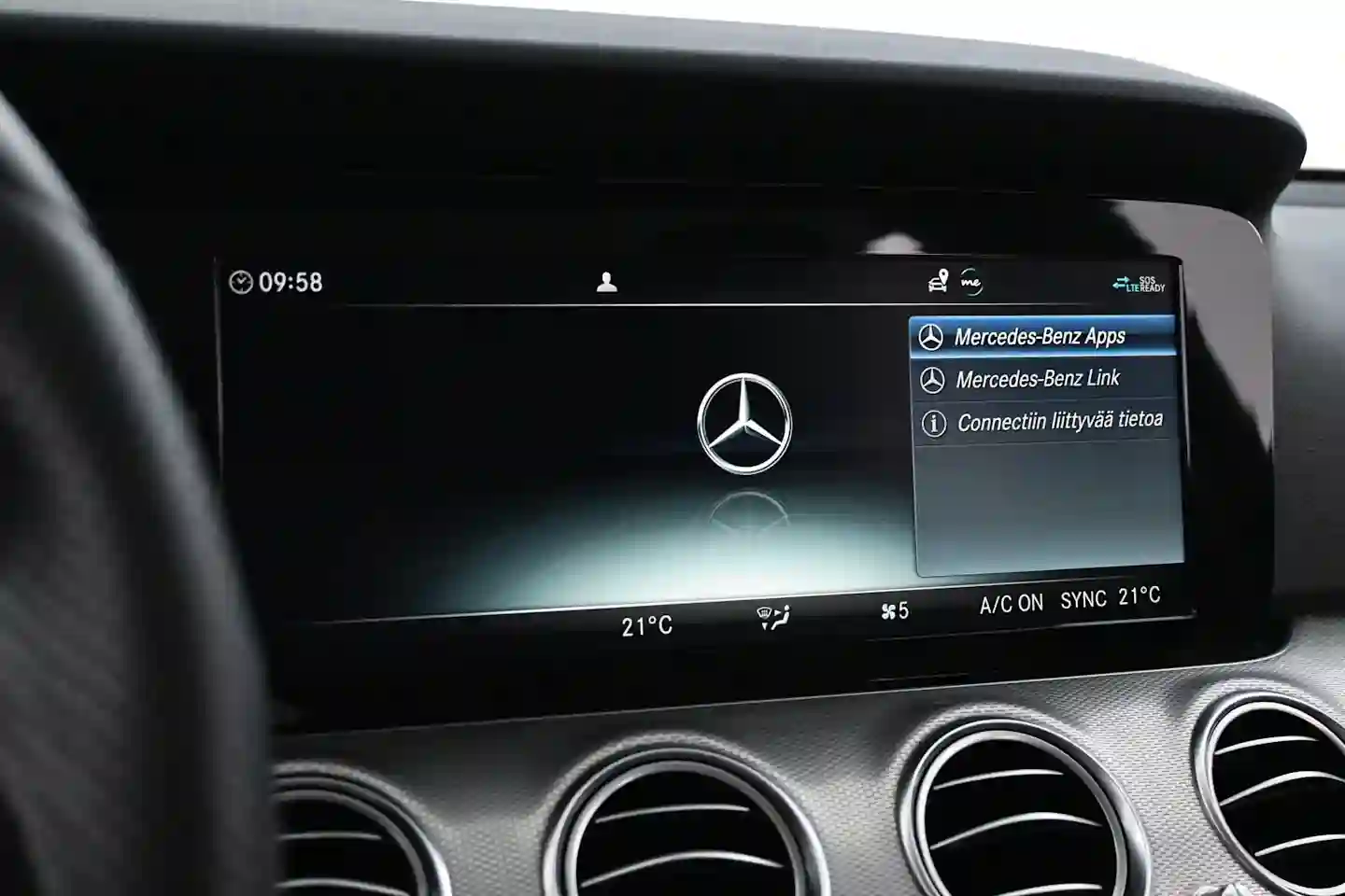 Car Image - 3IE0saZJOwIe47ioD0UjPC