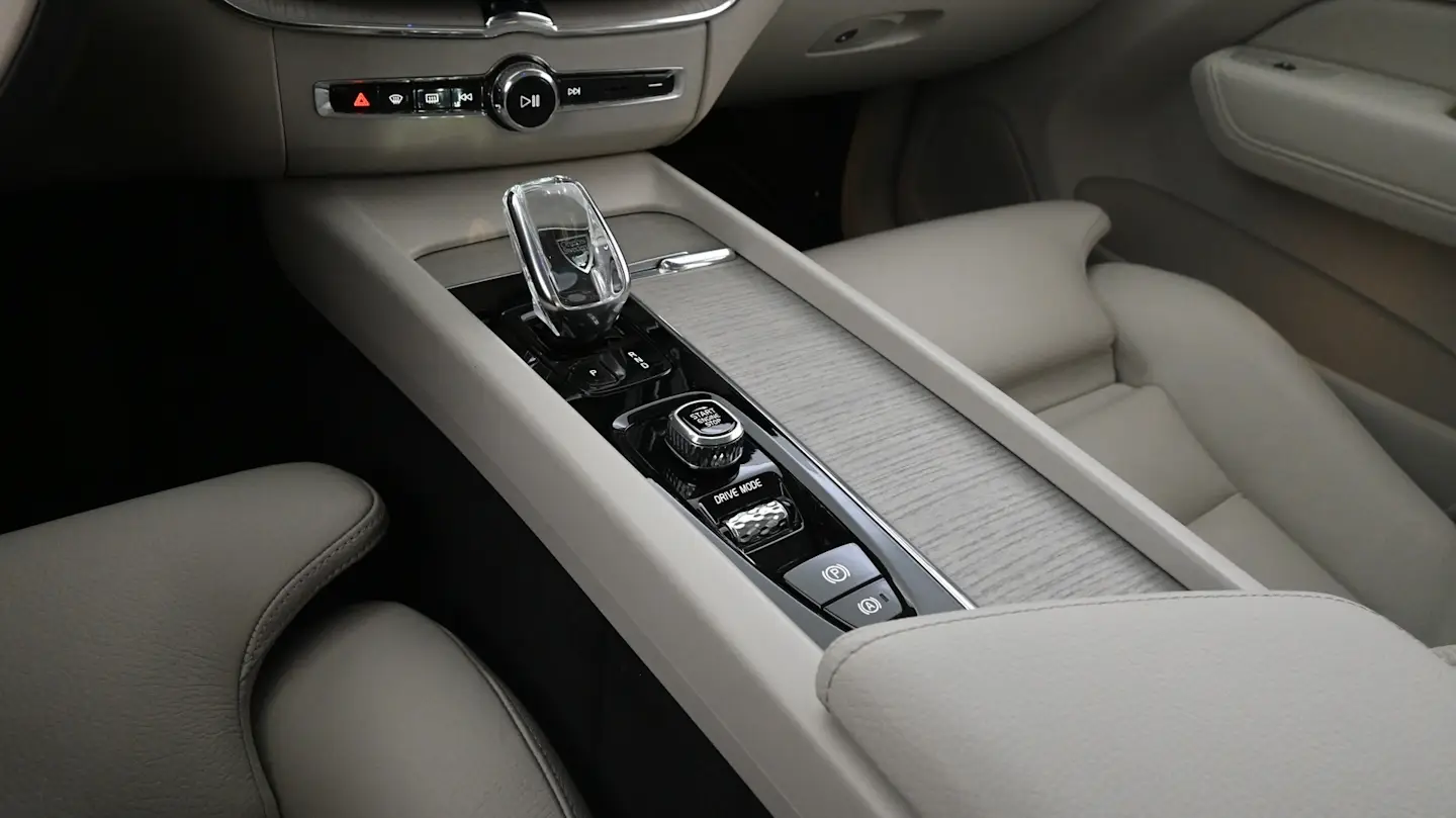 Car Image - 7Iz5fixtiP8Q3996VN07Yt