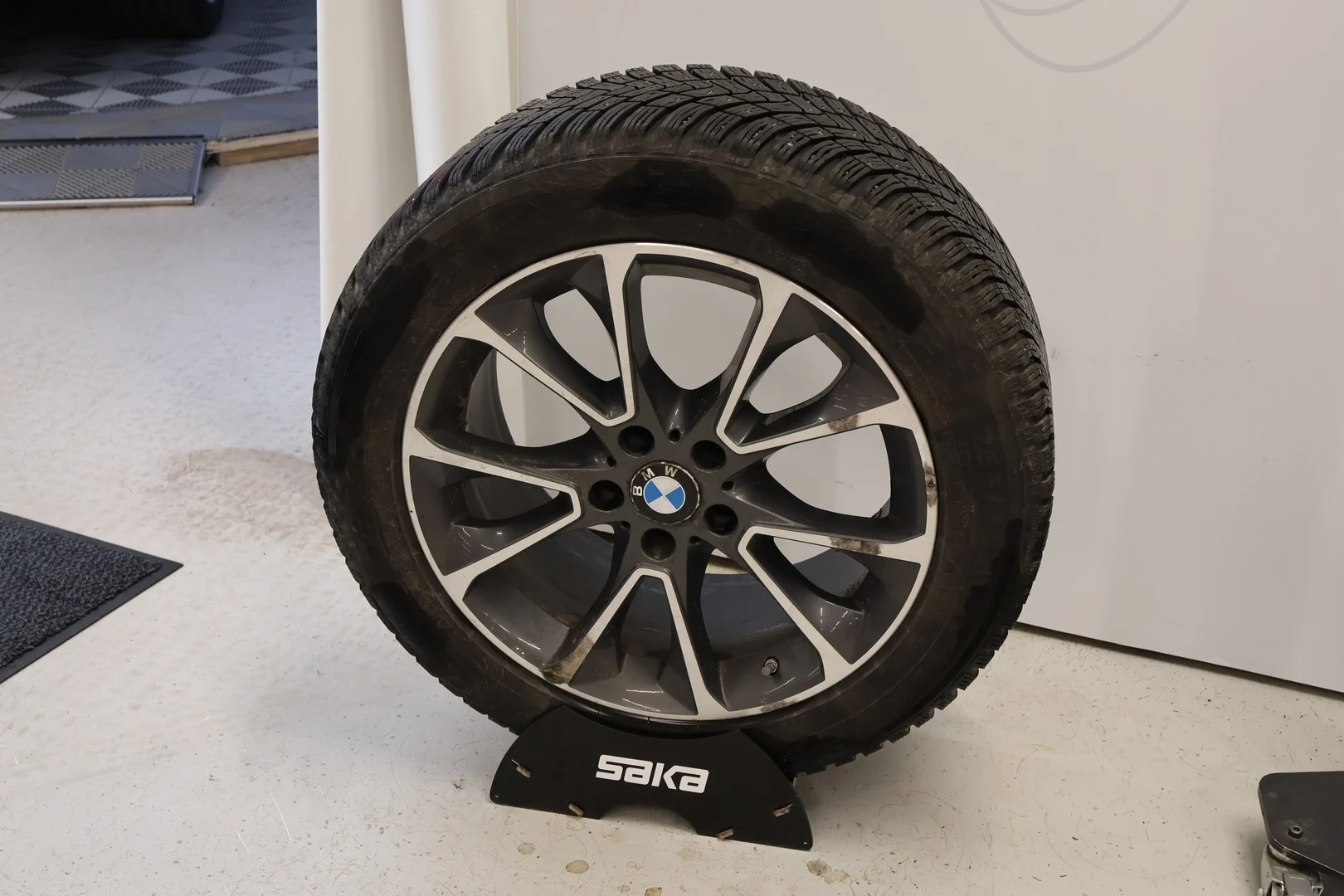 Car Image - 6oXDktJs0hZNKGpNmggSUm