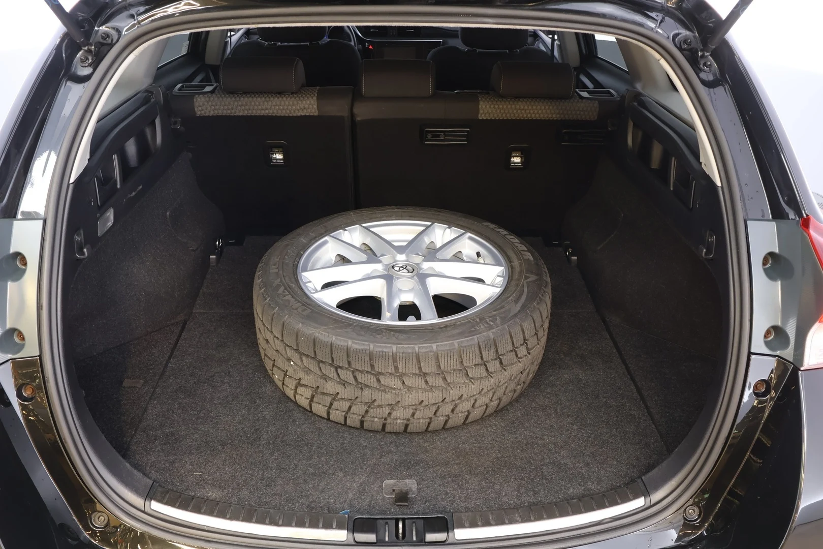 Car Image - WDjZzbzxxC5GWHAvC5fdm