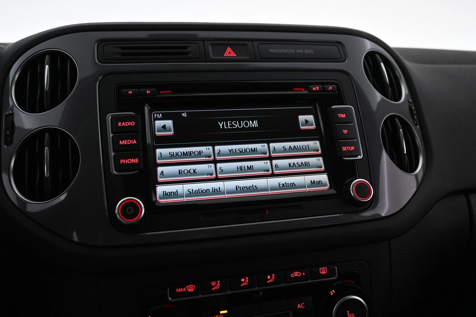 Car Image - JBIwQaRBCRzaSCGouq8tU