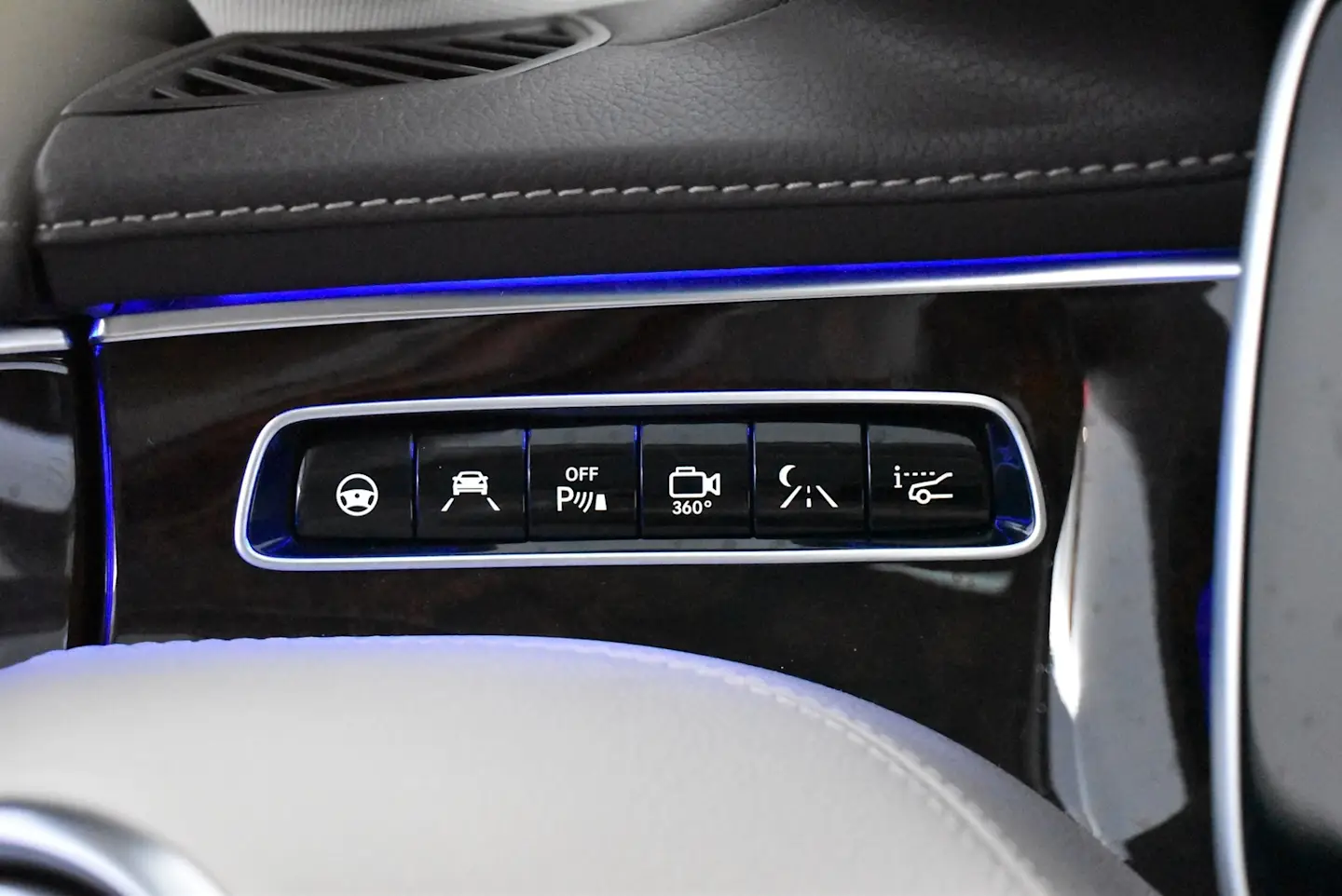 Car Image - 74tbtdTmXv75zwhlno32fJ