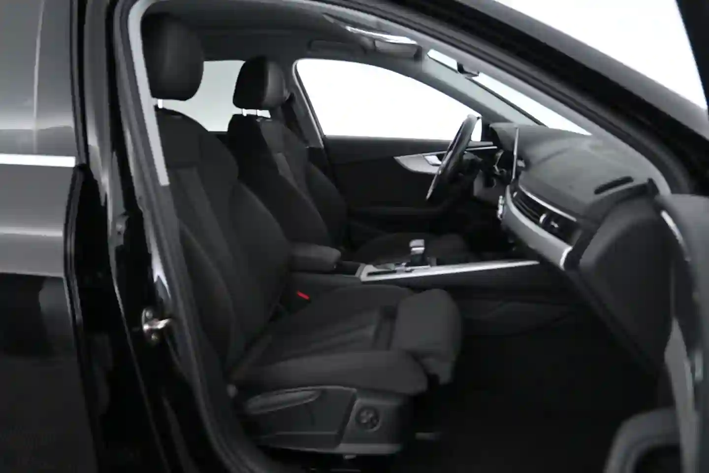 Car Image - 5pocurbbGsm6bKBR0kmsOE