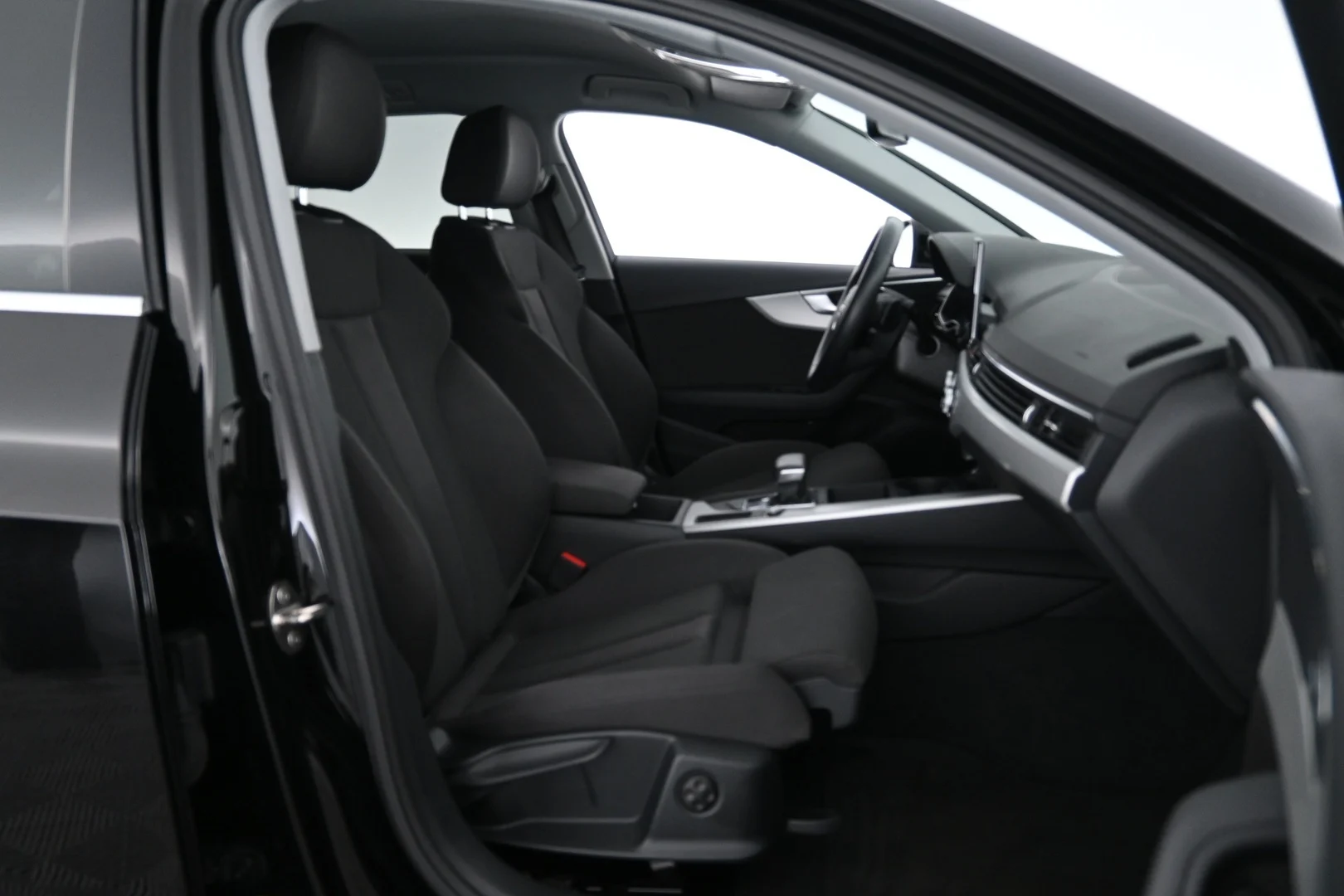 Car Image - 5pocurbbGsm6bKBR0kmsOE
