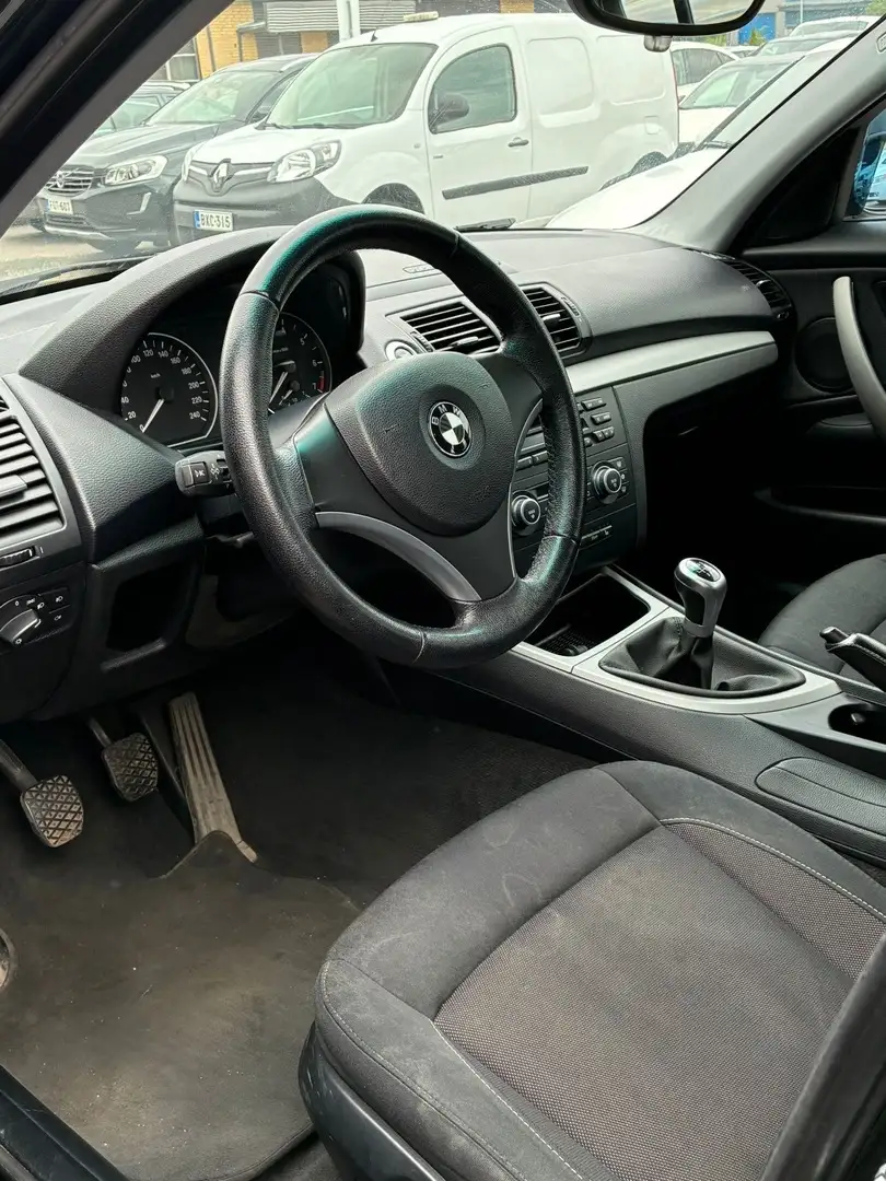 Car Image - 6SX8zRqDOWgMatmgcEHNxe
