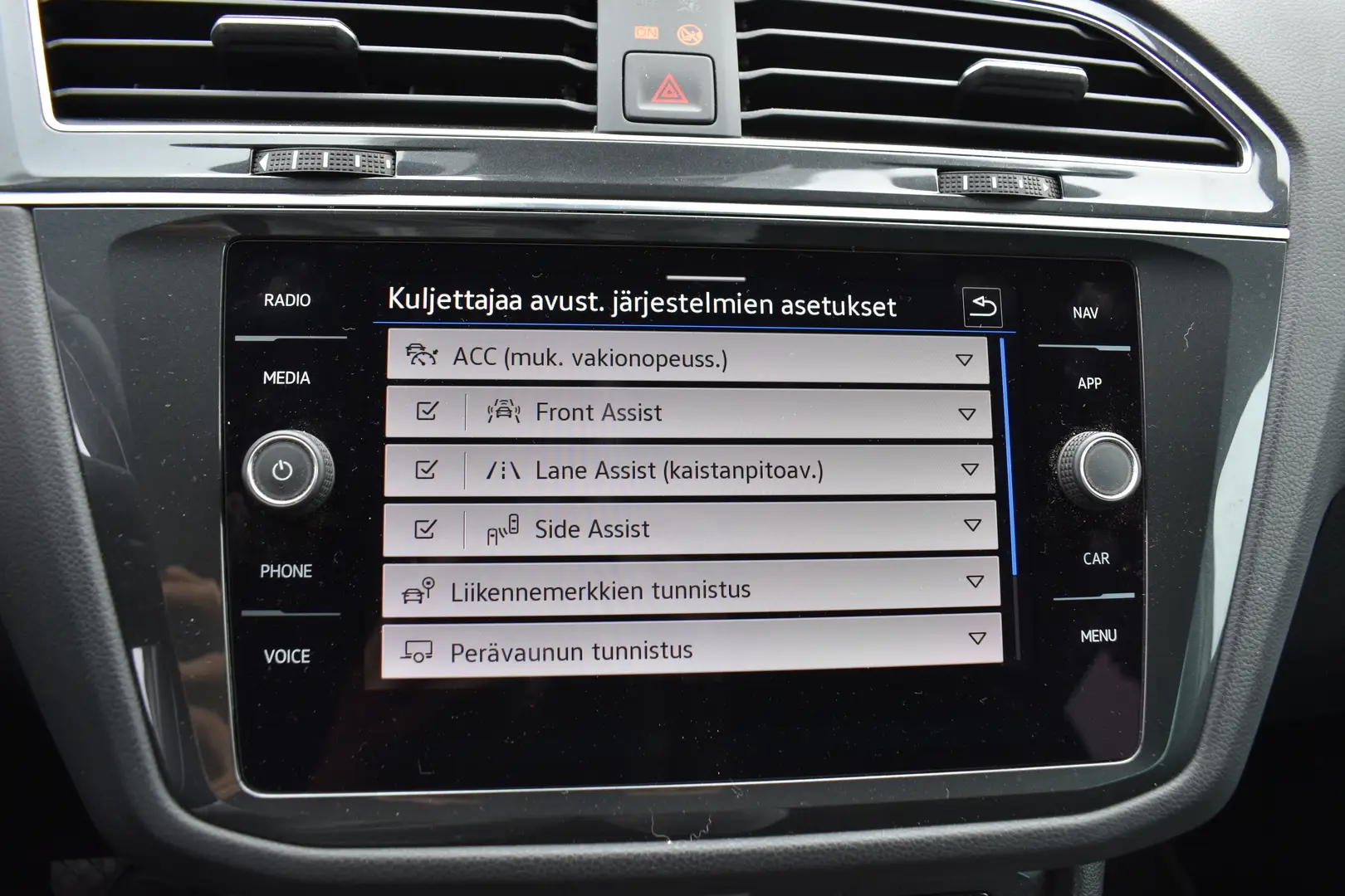 Car Image - 63ZOf69UNZl2ds5WPPQYP2