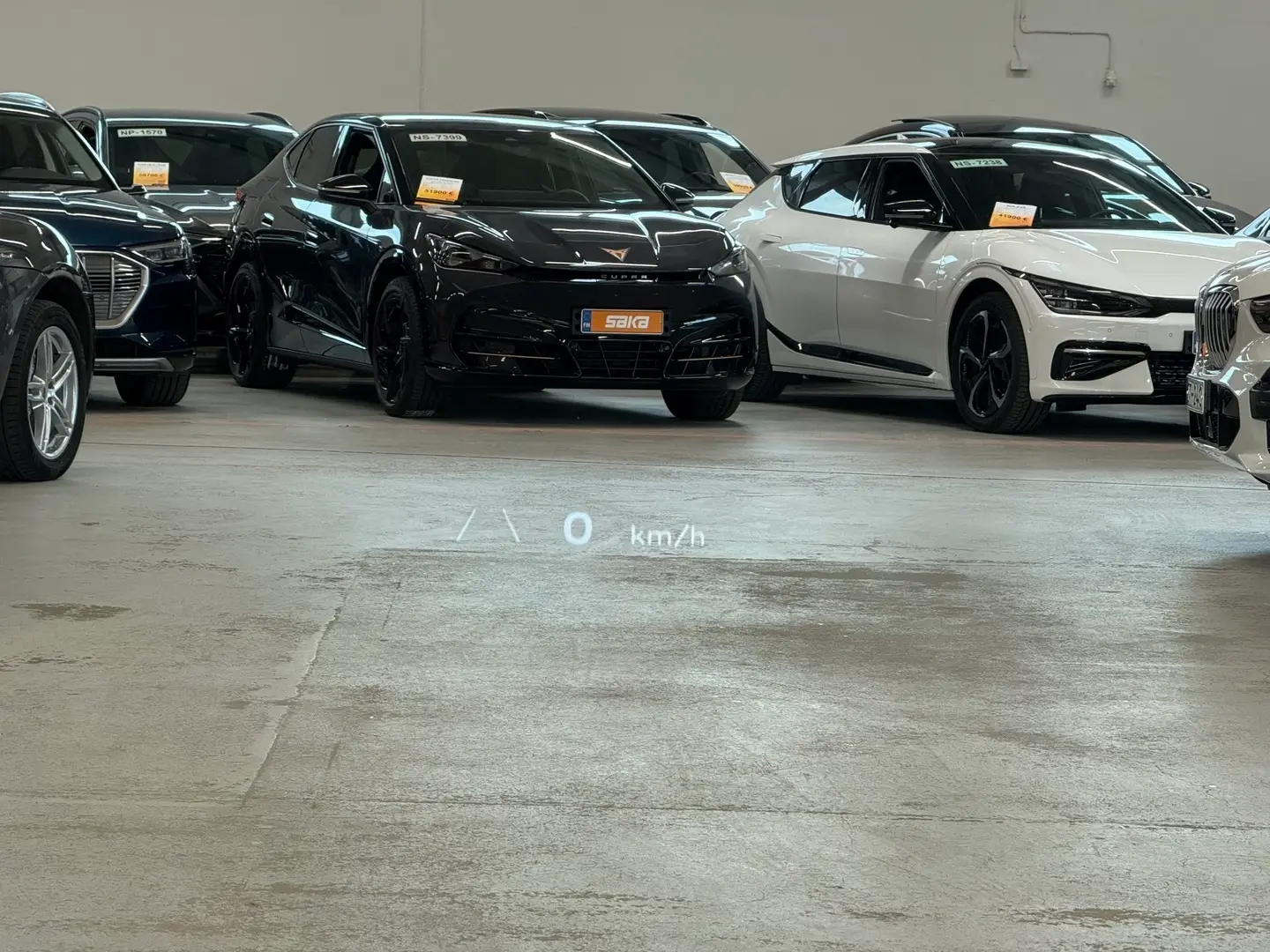 Car Image - 6R8z4dfygPyaJ0pEZnoDDS