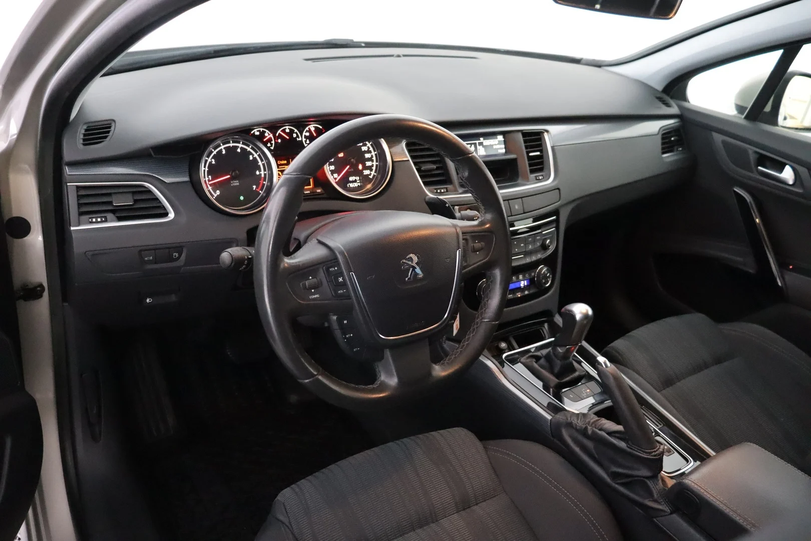 Car Image - 5t3rFjUcWBNxuRC5TX66o4