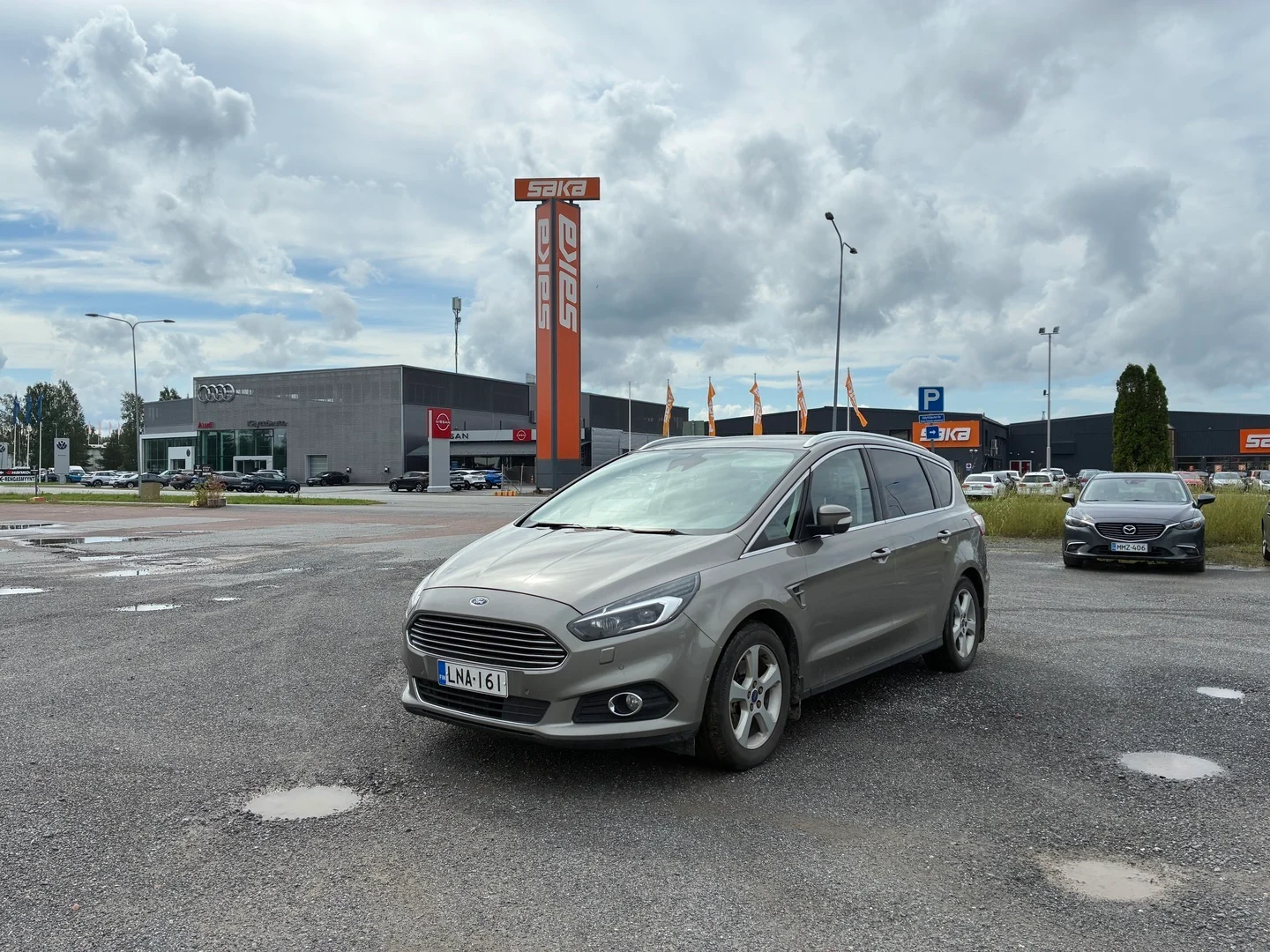 Car Image - 1IKjNVfw0PP9XxlbvpgKIF