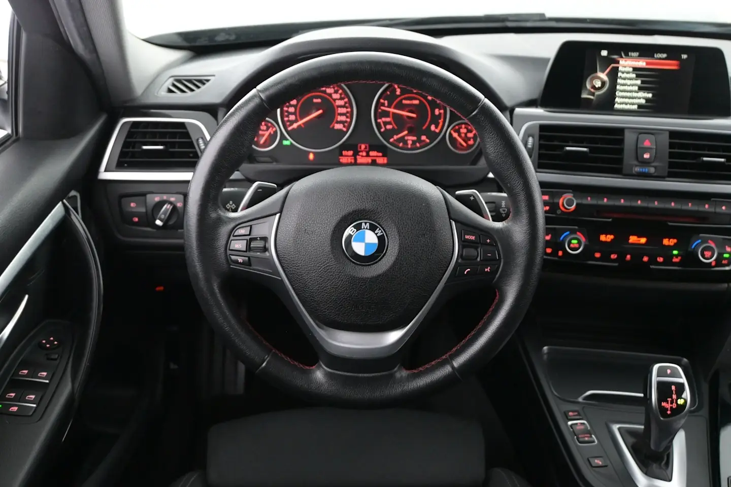 Car Image - 7jWSxeudiB5QsE2Hm0hgqS