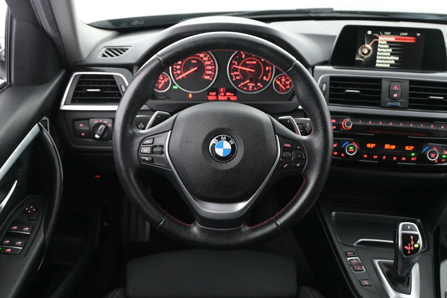Car Image - 7jWSxeudiB5QsE2Hm0hgqS