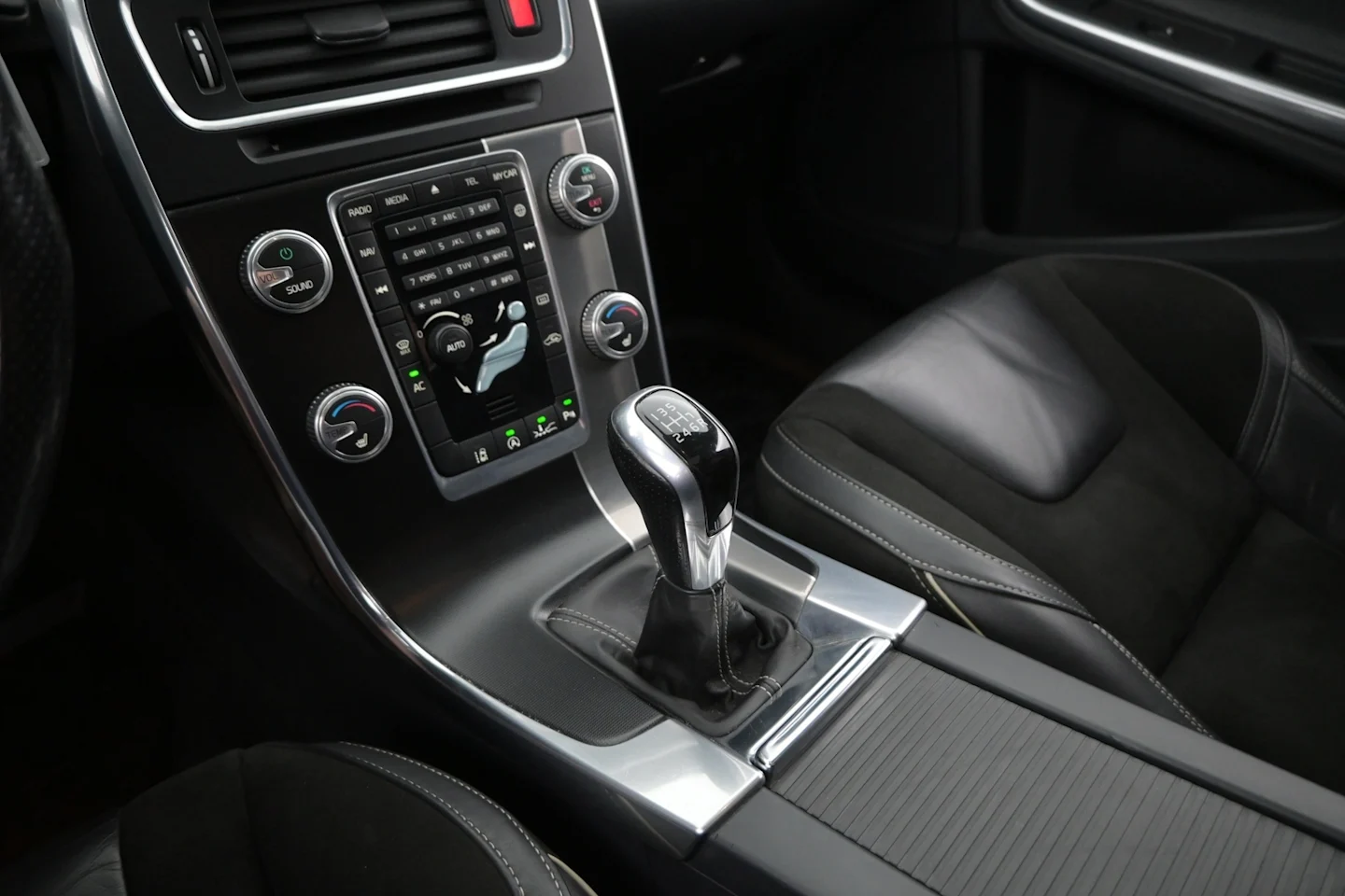 Car Image - 3n5K5kkTp9uM9Tl0EfrkWE