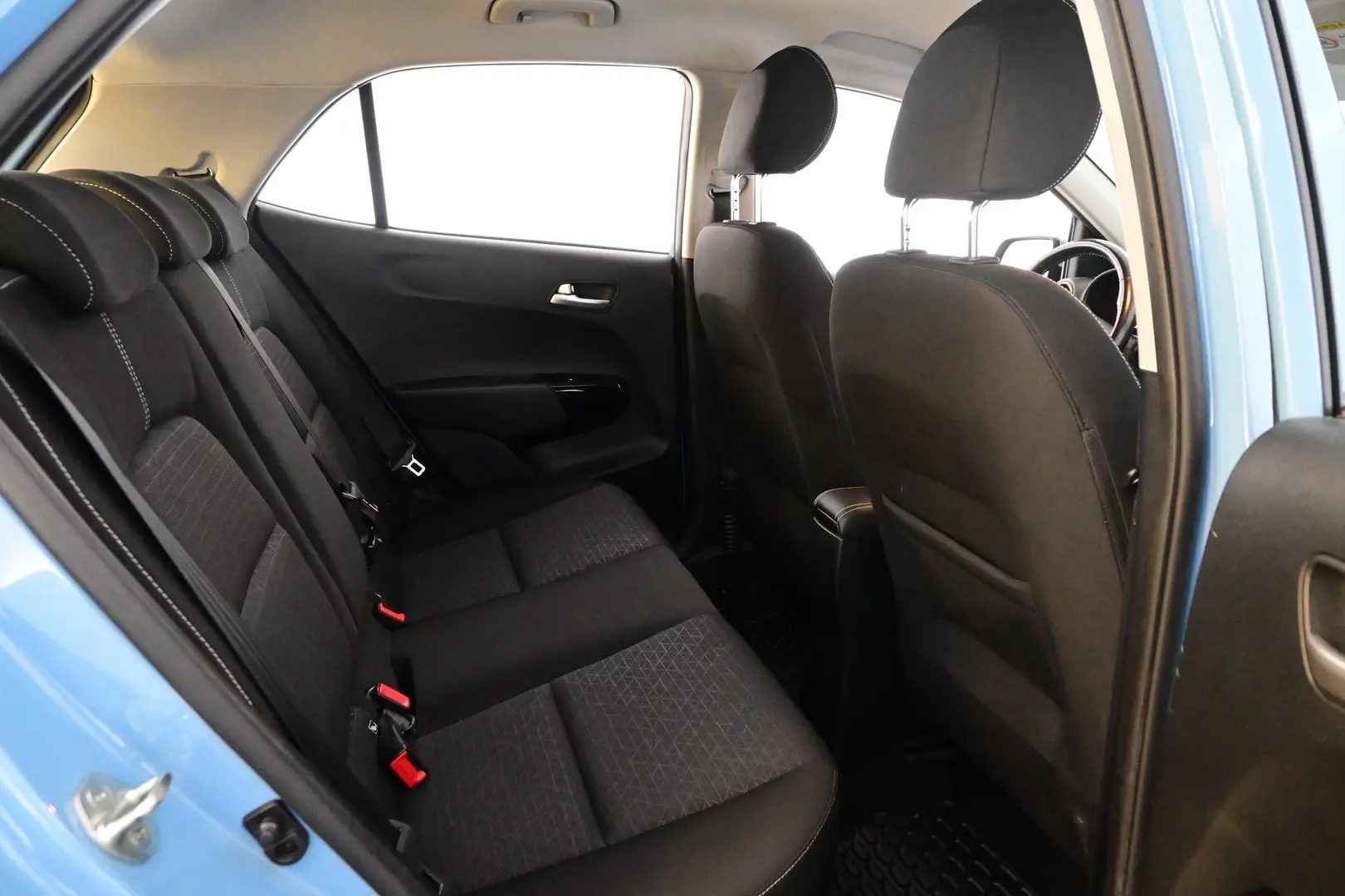 Car Image - 5z44gqfF7Jkyn2nGnHck6t