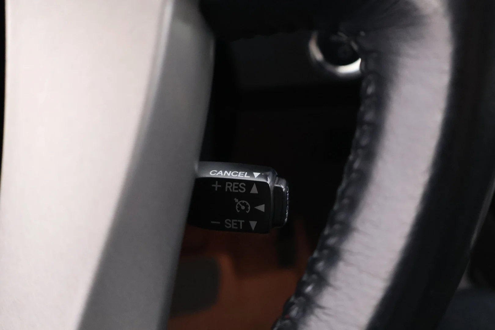 Car Image - 7w3lsWtL7D8SQOdzoSO17D