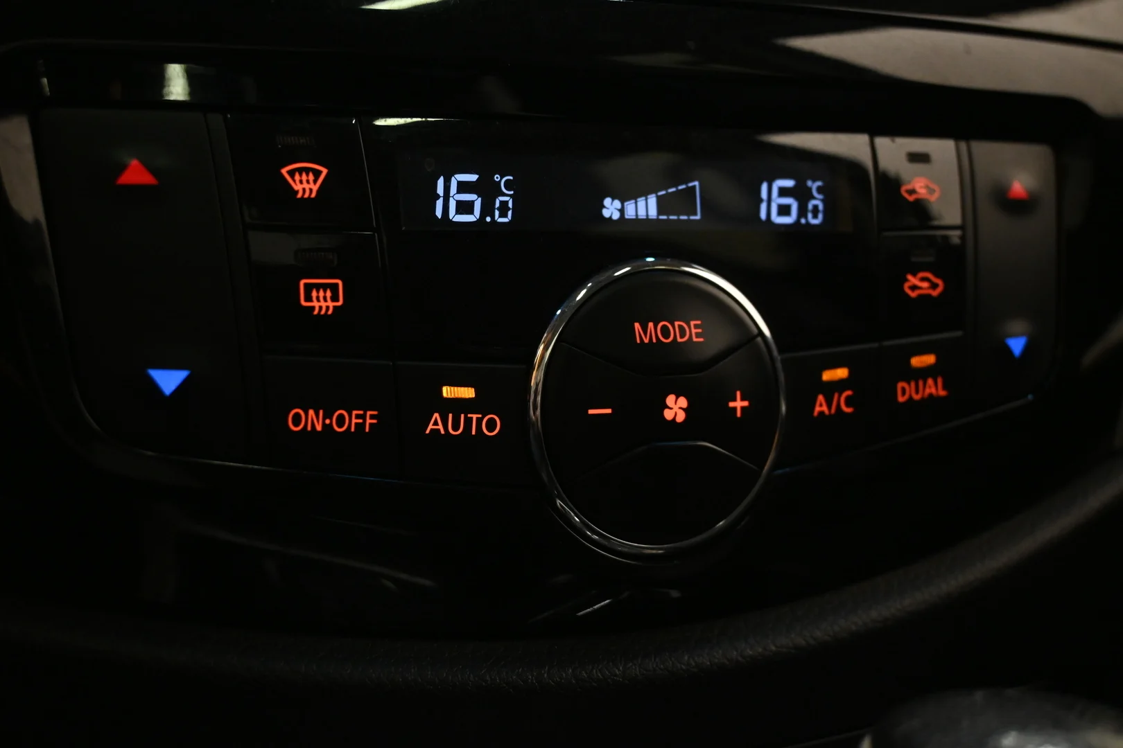 Car Image - 3ZNSkxEYQaqSoLXHs6RqNy
