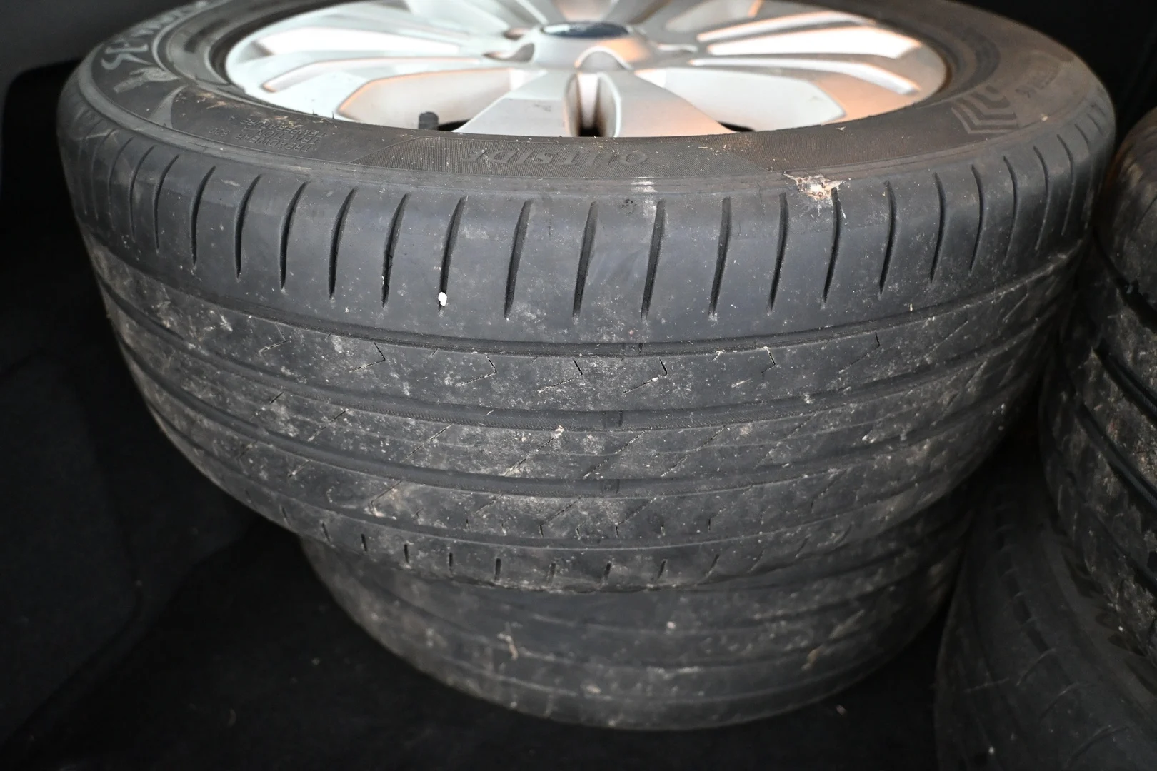 Car Image - 27Vwhk6vPH3gev2HffVp1c