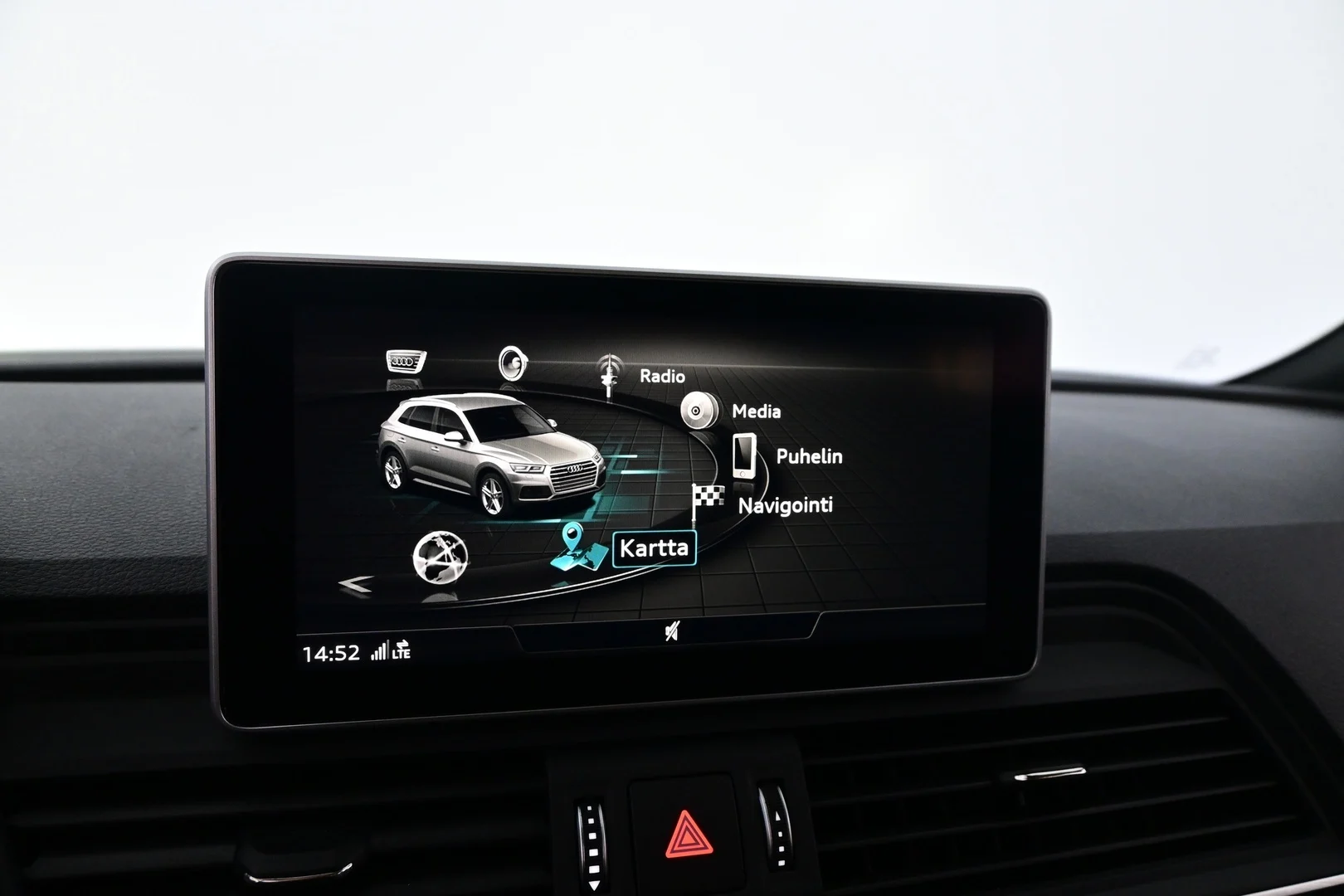Car Image - 2LaAzPFZH6mEj3ceNtOOYl