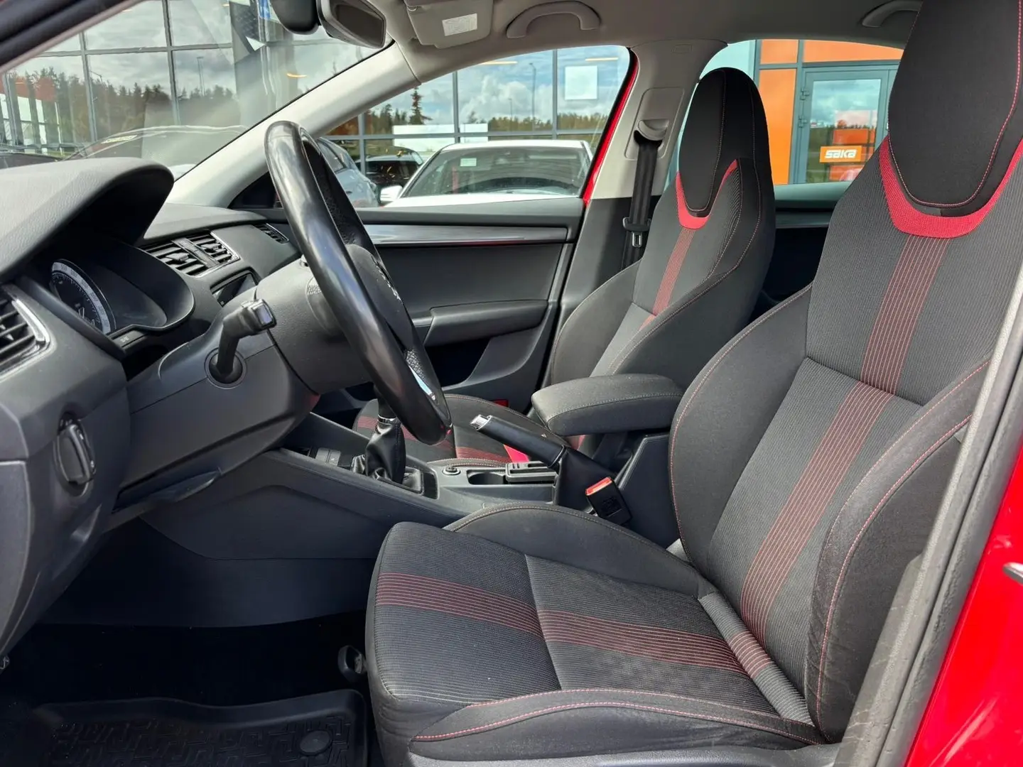 Car Image - 5hdGqxC1o6bsg665ucbFRw