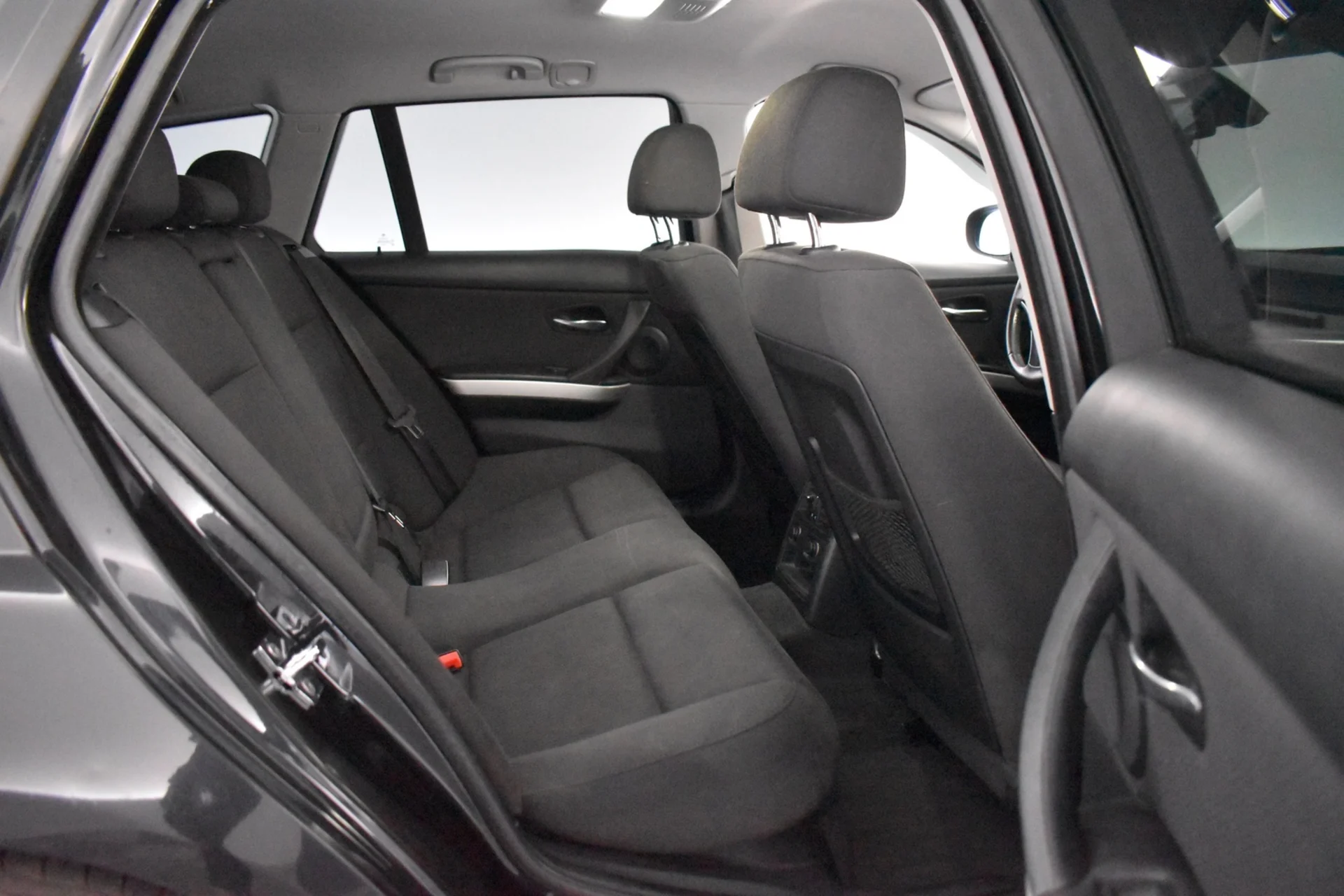 Car Image - 4I9byj5exPq9cEjQseBlfJ