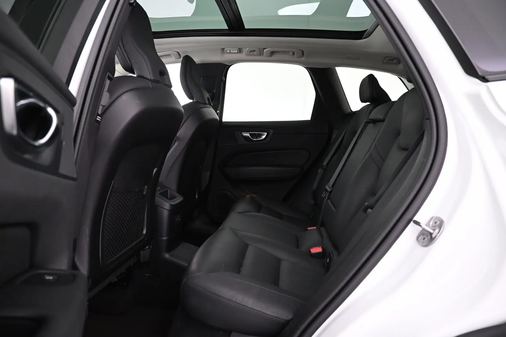 Car Image - 2AXliN5FUKx9on74bkaZ0V