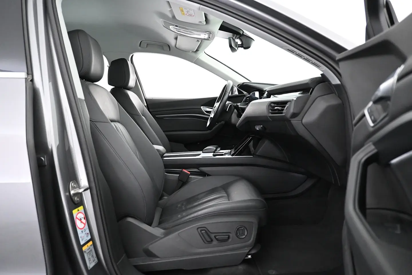 Car Image - 3oybUdBvGjiW7gJNkC1Sdw