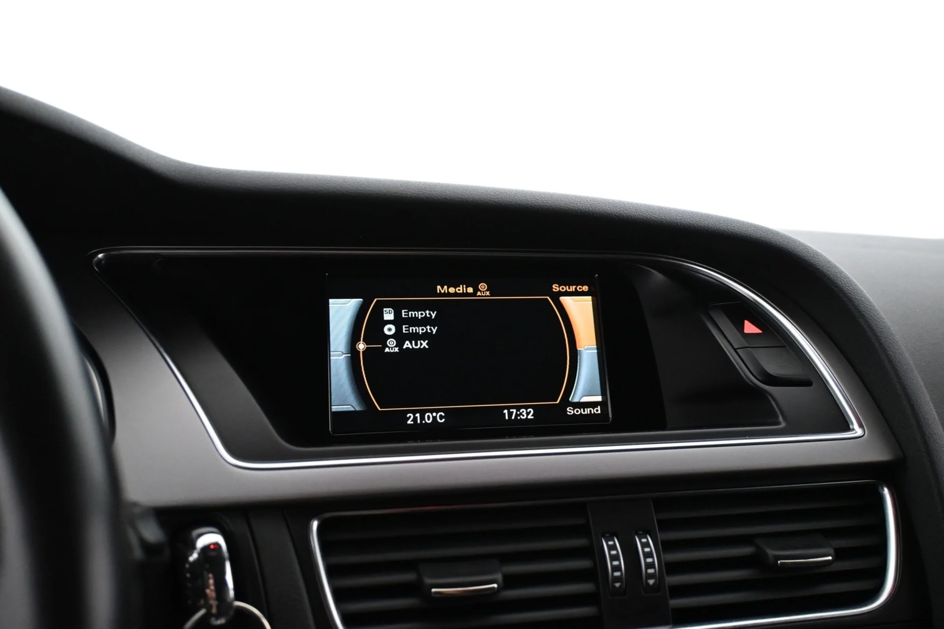 Car Image - 5AzrvnP3KYQC8KzkYdACuT