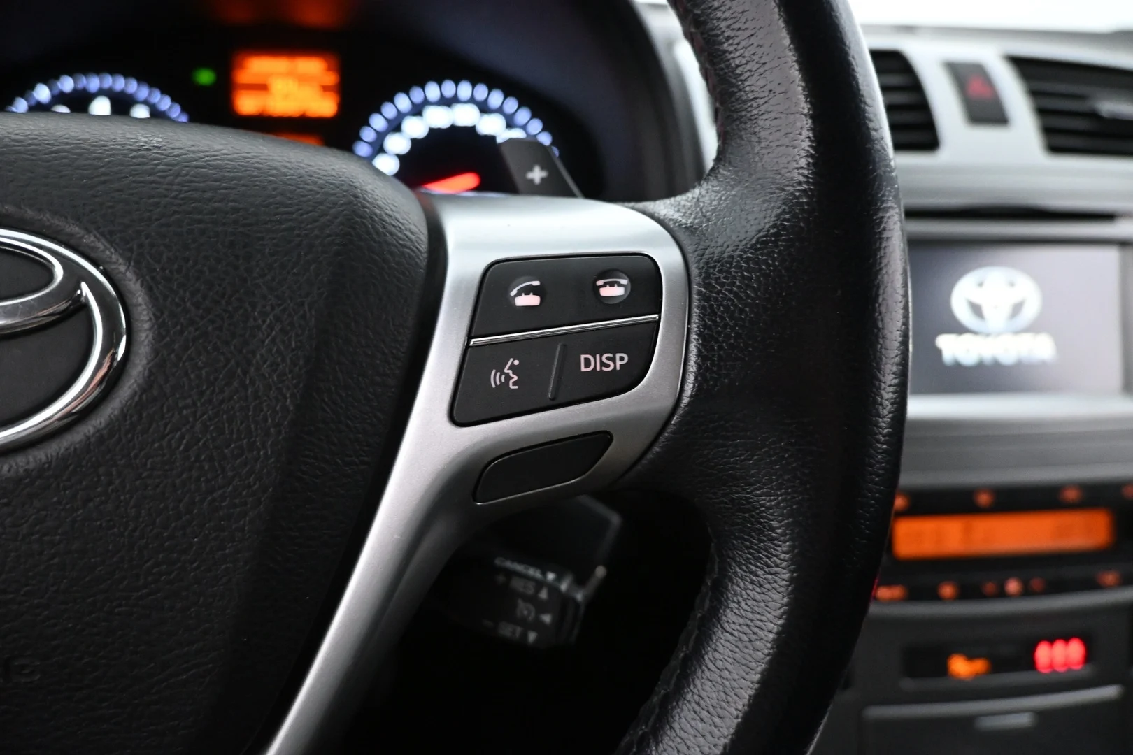 Car Image - 3hOeOiqsneosTo4ZL7RkJL