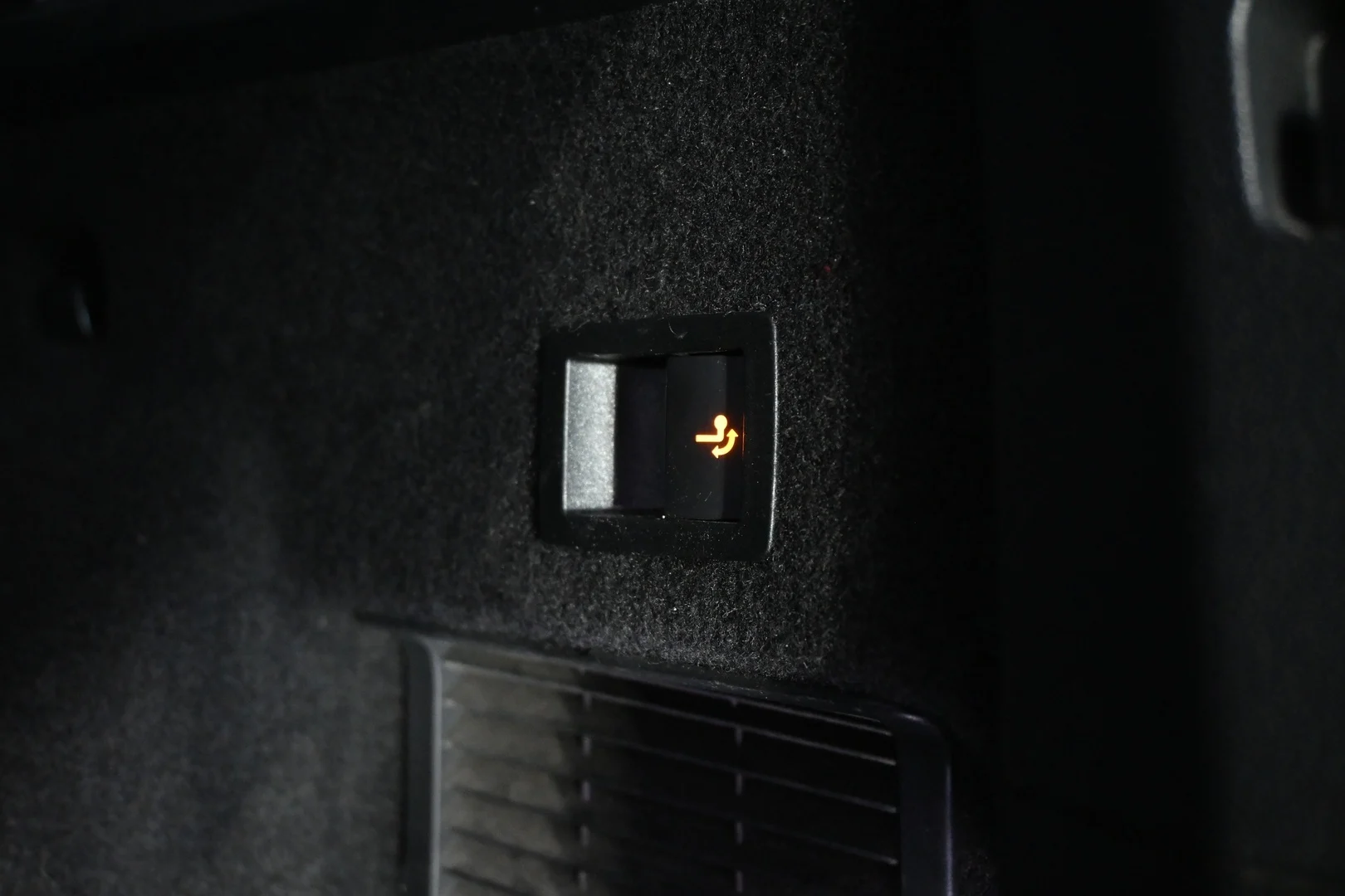 Car Image - 29ApSSFYxLKugIJRfs1iUJ