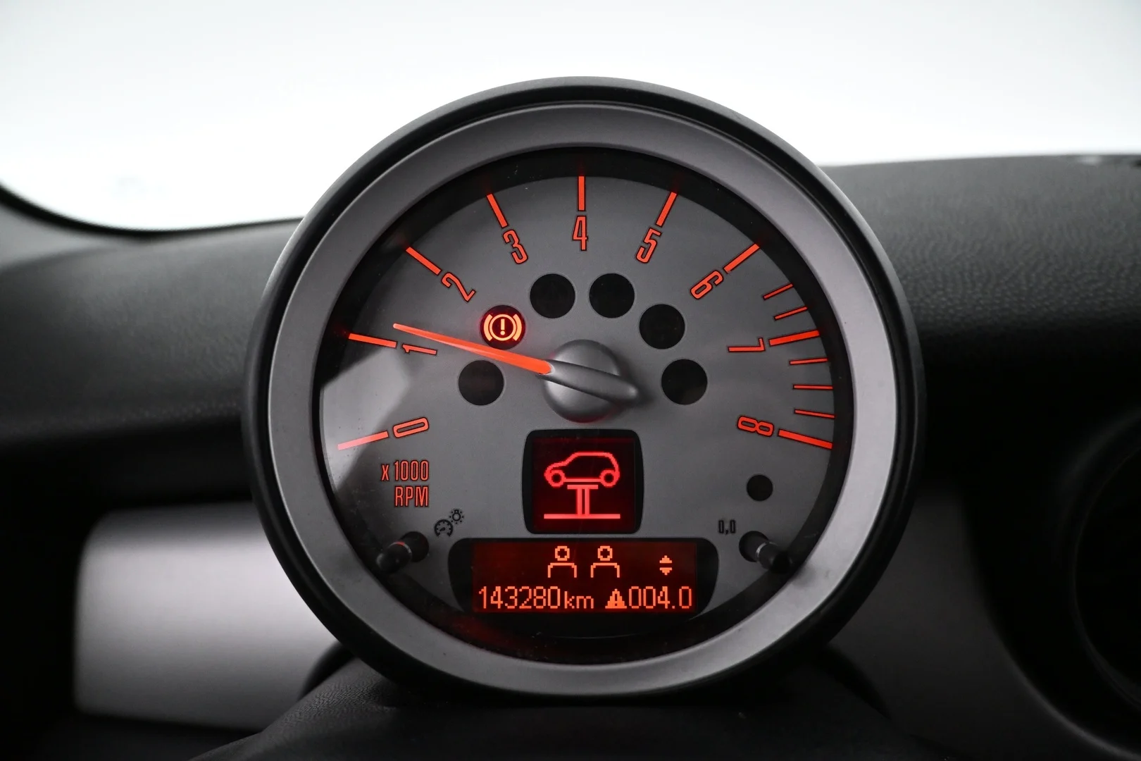 Car Image - v7Va5dkQ0oZDKWGylB9UV