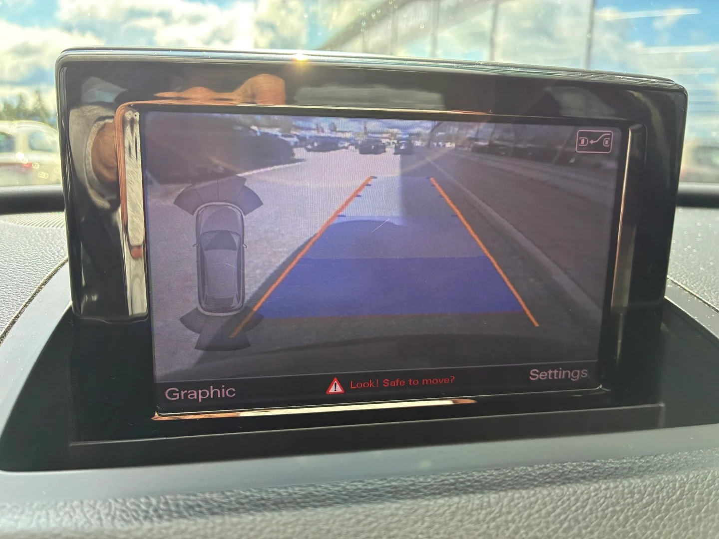 Car Image - 1EZY9pSjdKjZfmGixByUut