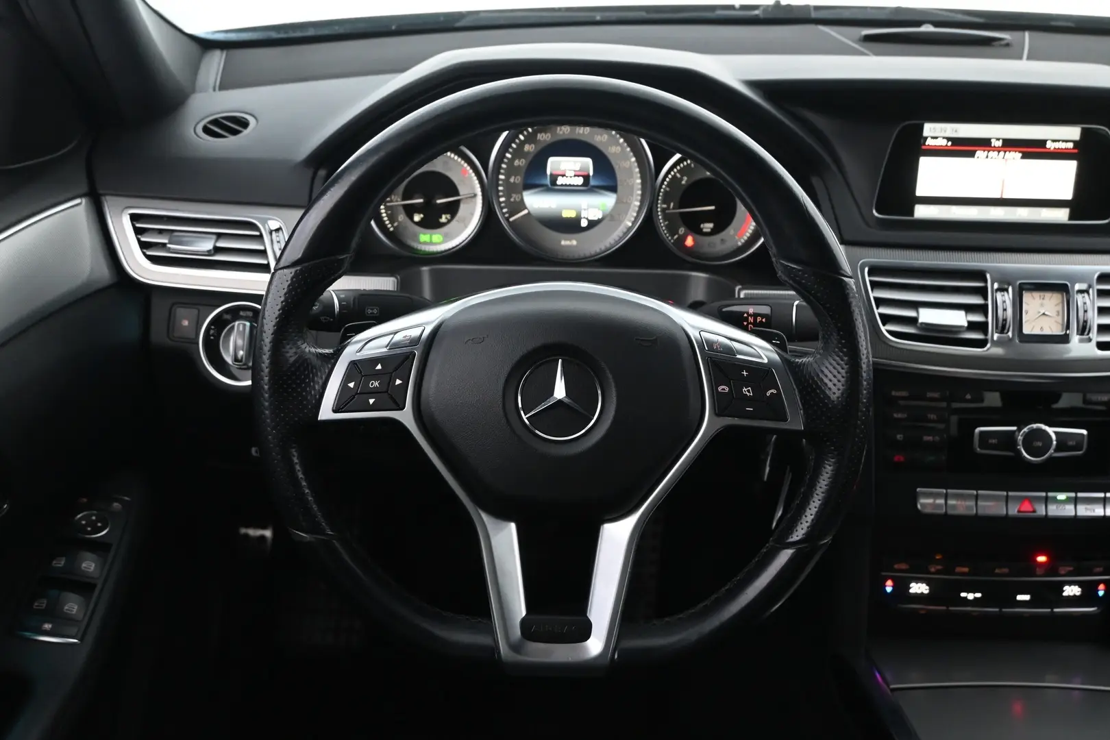 Car Image - 7f5pCwF9uInhlxrvSJ9yFF