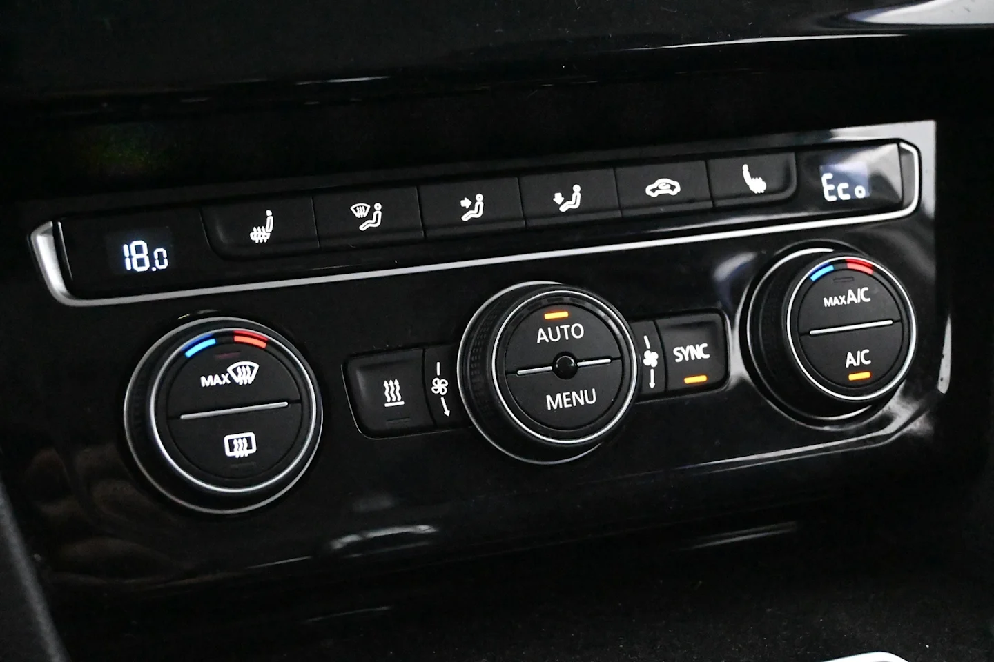 Car Image - 5W4z6HrYcc2BgK1plb77FG